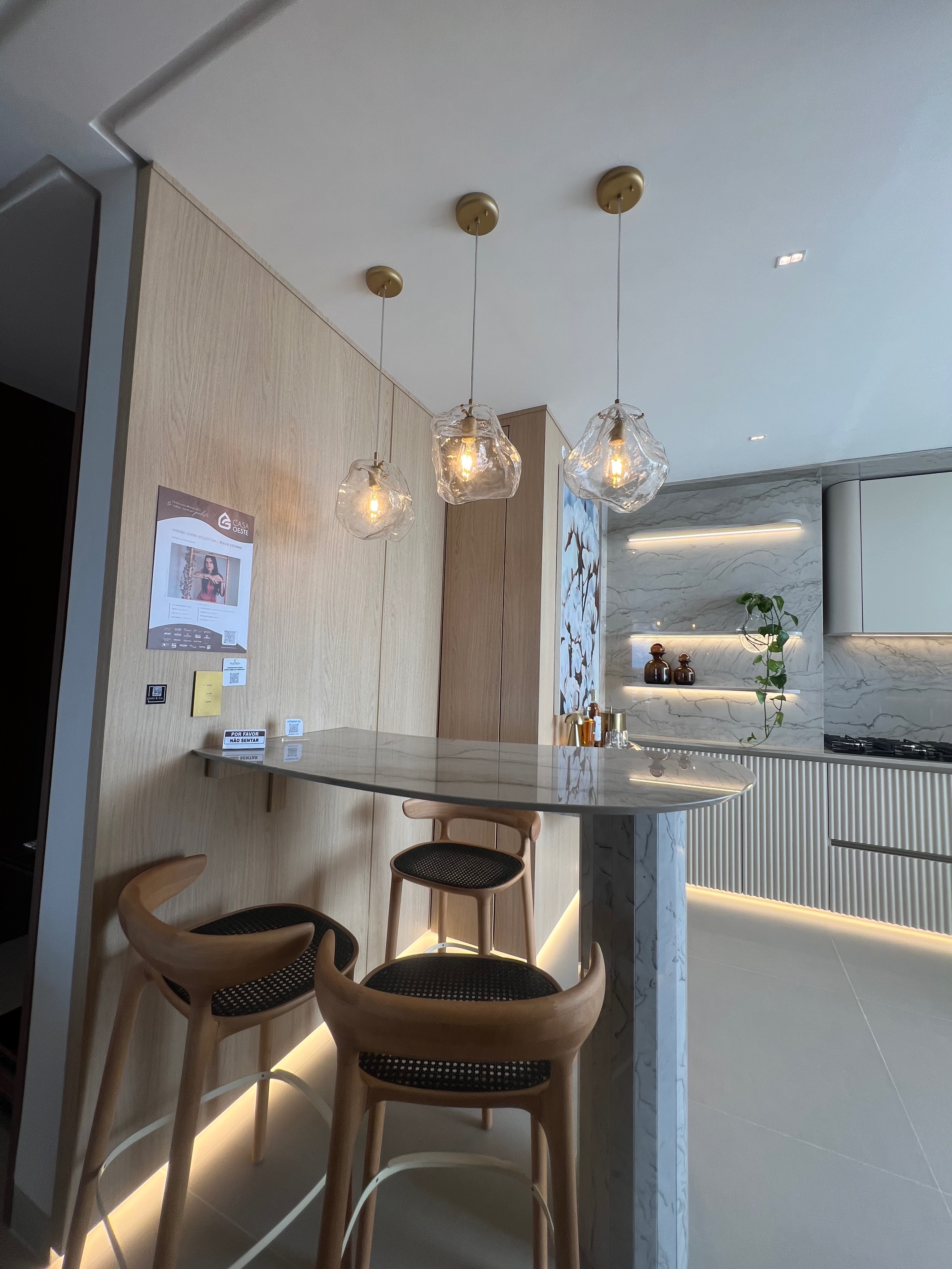 Apartamento à venda com 4 quartos, 225m² - Foto 8
