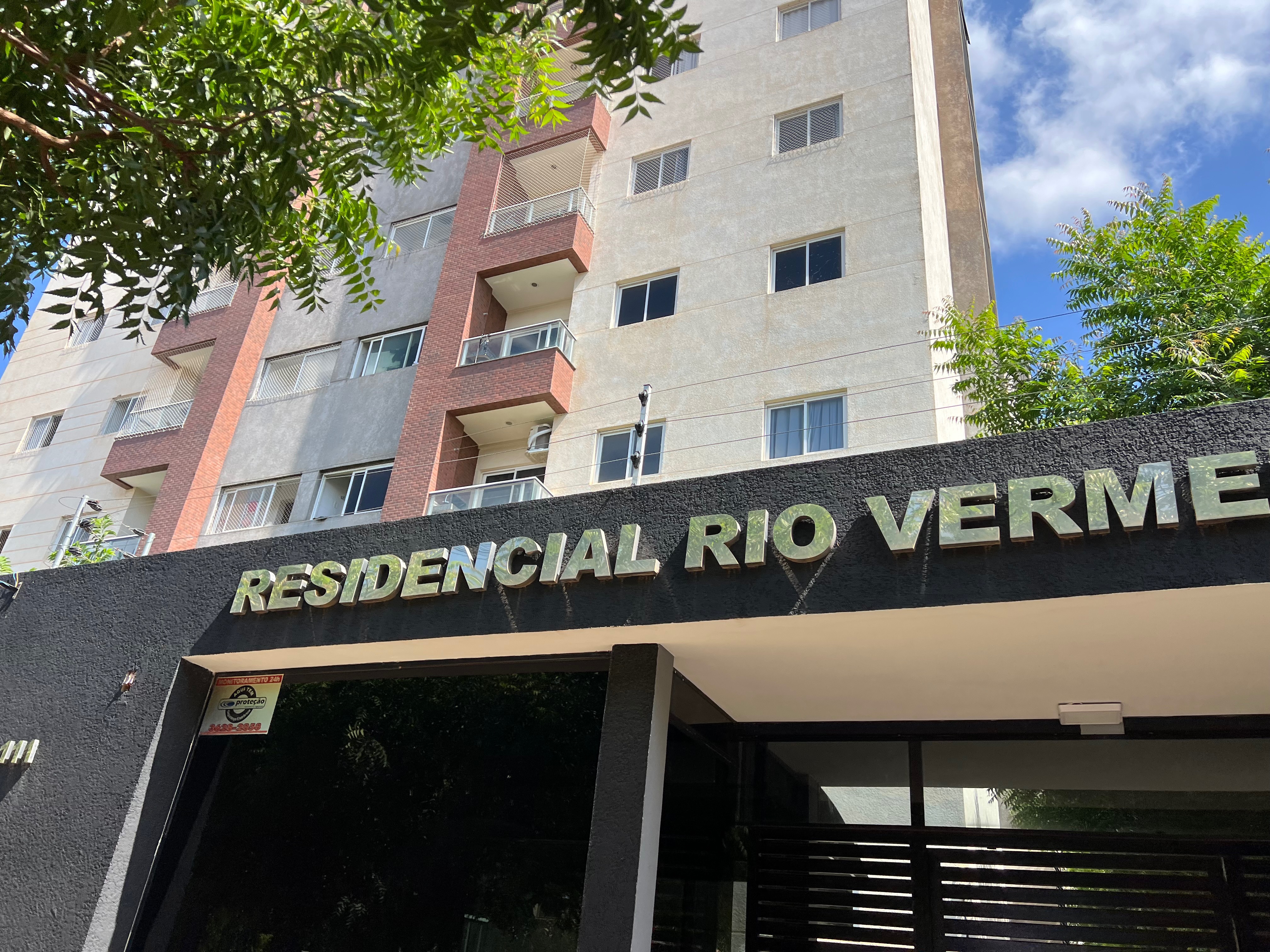Apartamento à venda com 3 quartos, 95m² - Foto 1