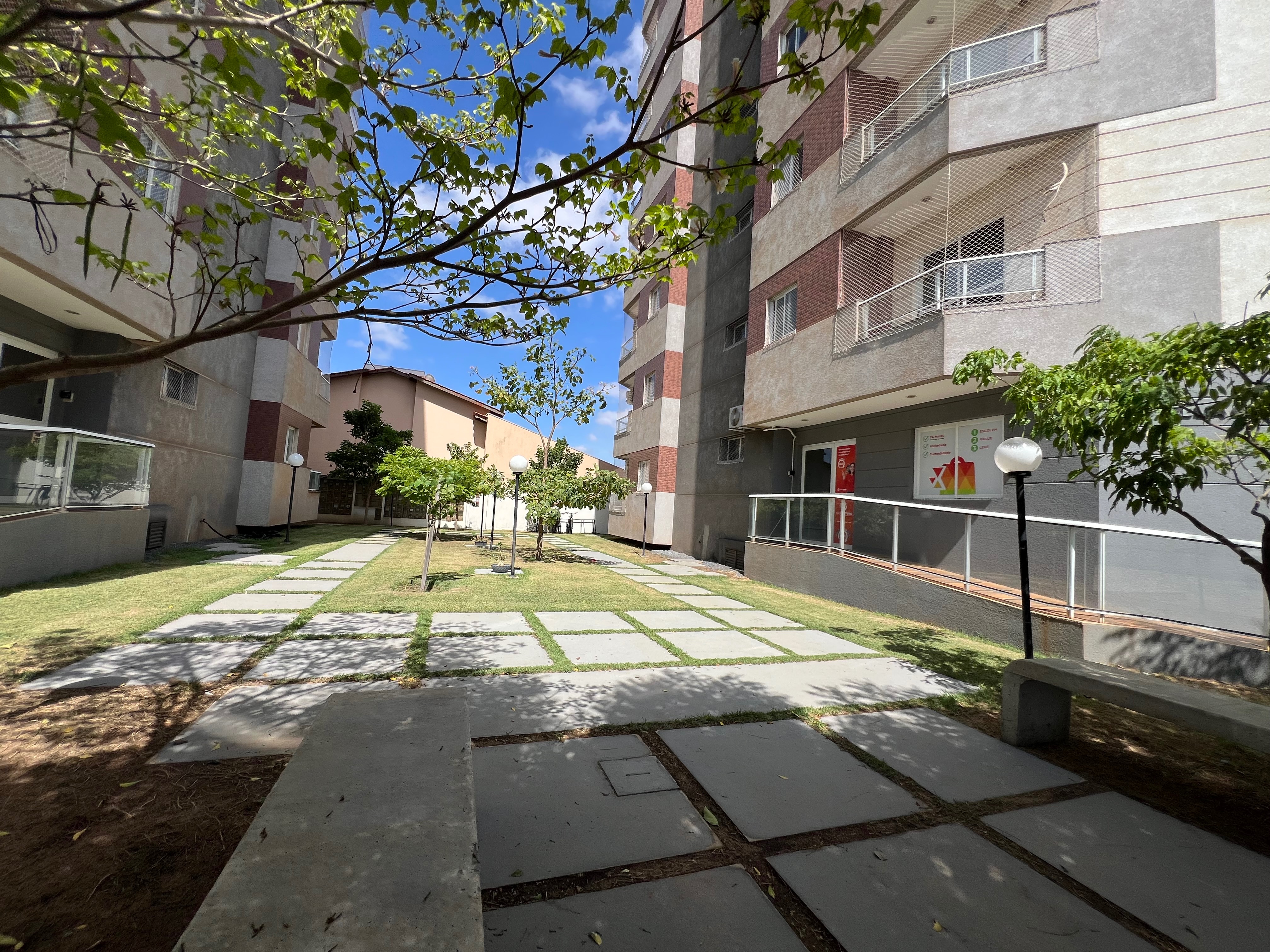 Apartamento à venda com 3 quartos, 95m² - Foto 3