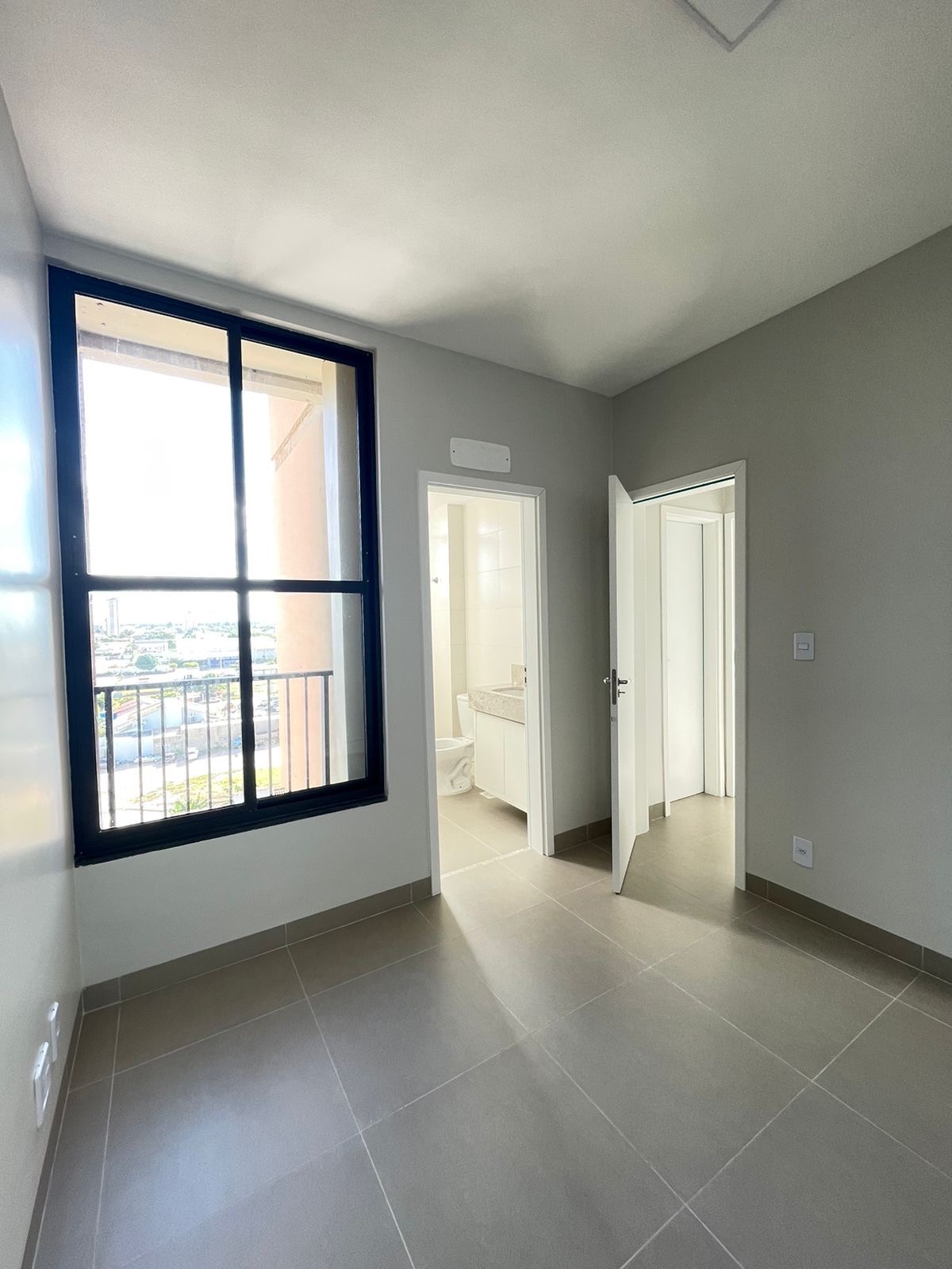 Apartamento à venda com 2 quartos, 66m² - Foto 8