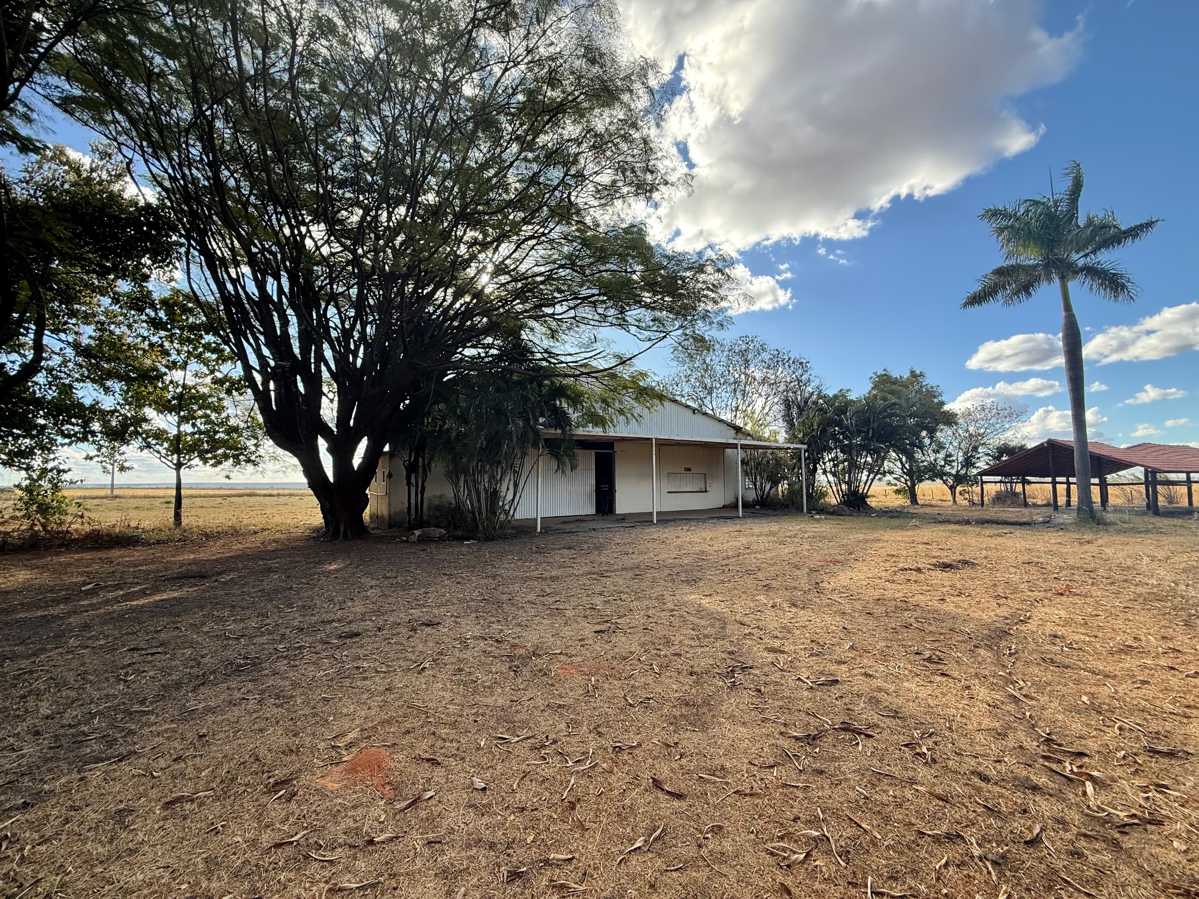 Sítio à venda com 5 quartos, 950000m² - Foto 20