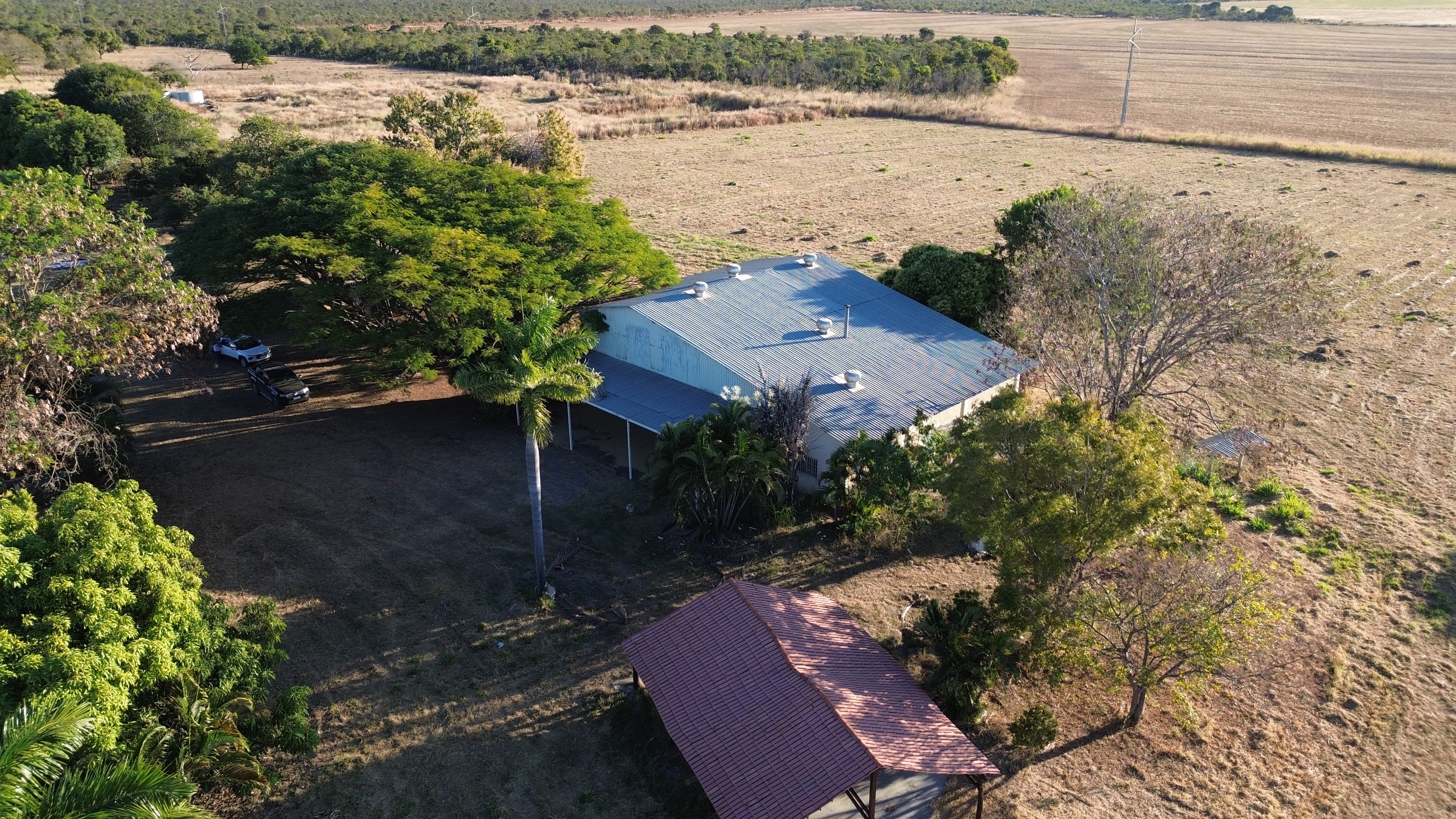 Sítio à venda com 5 quartos, 950000m² - Foto 29