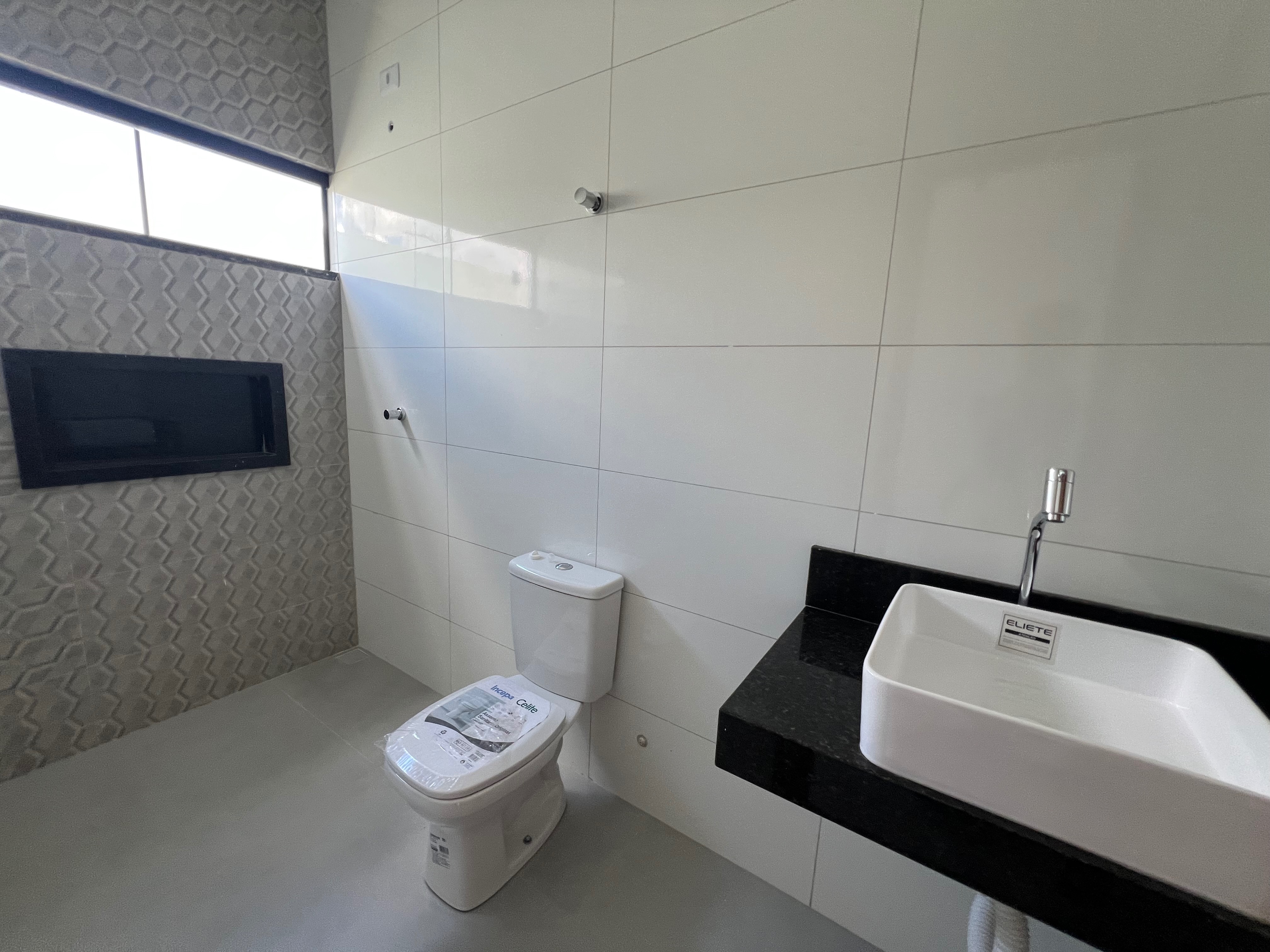 Casa à venda com 3 quartos, 126m² - Foto 3