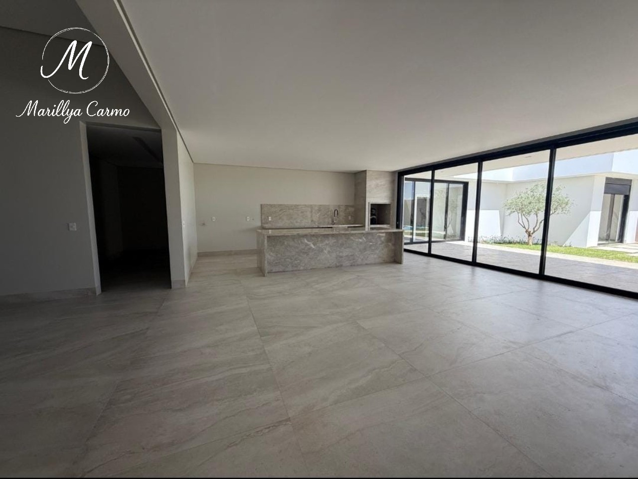 Casa à venda com 4 quartos - Foto 2