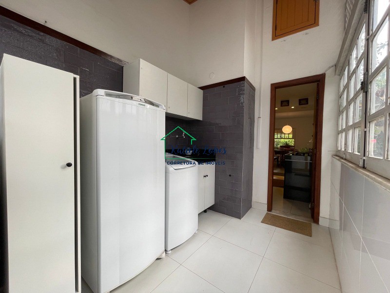 Casa à venda com 4 quartos, 182m² - Foto 27