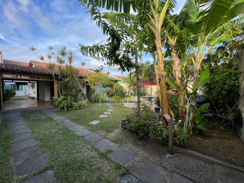 Casa à venda com 4 quartos, 182m² - Foto 2