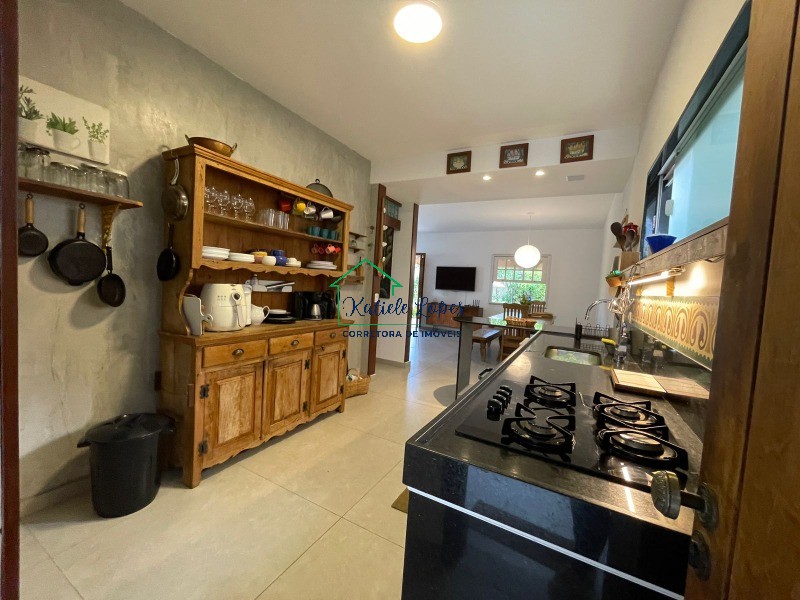 Casa à venda com 4 quartos, 182m² - Foto 17