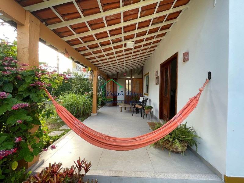 Casa à venda com 4 quartos, 182m² - Foto 5
