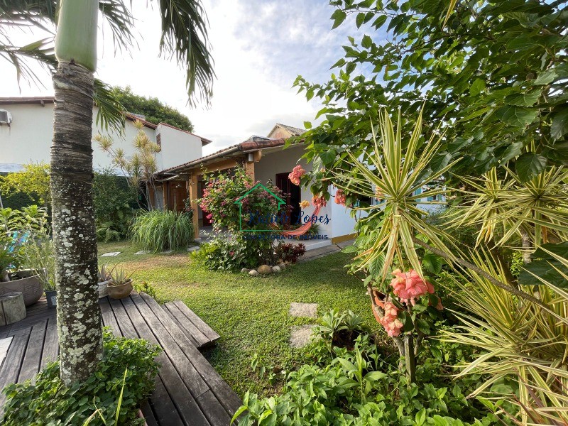 Casa à venda com 4 quartos, 182m² - Foto 4
