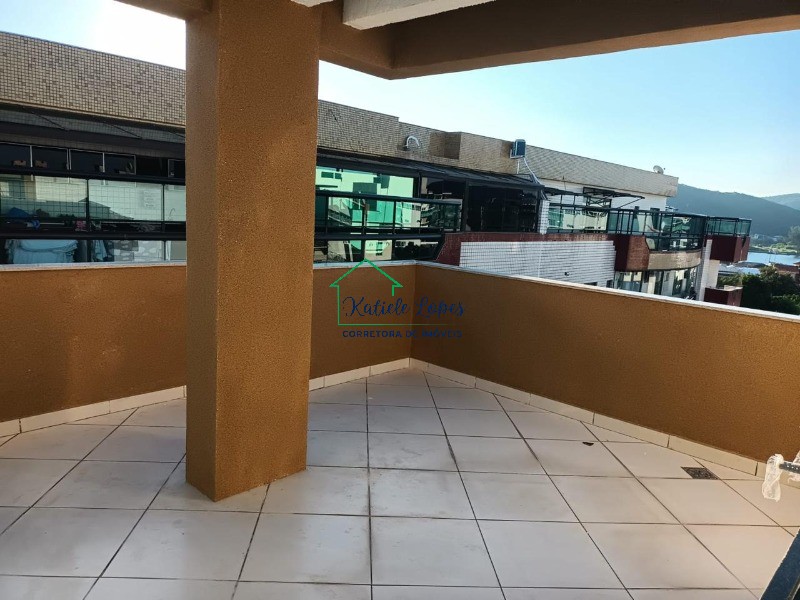 Cobertura à venda com 2 quartos, 130m² - Foto 3