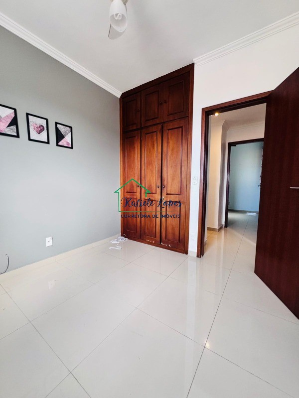 Apartamento para alugar com 3 quartos, 159m² - Foto 22