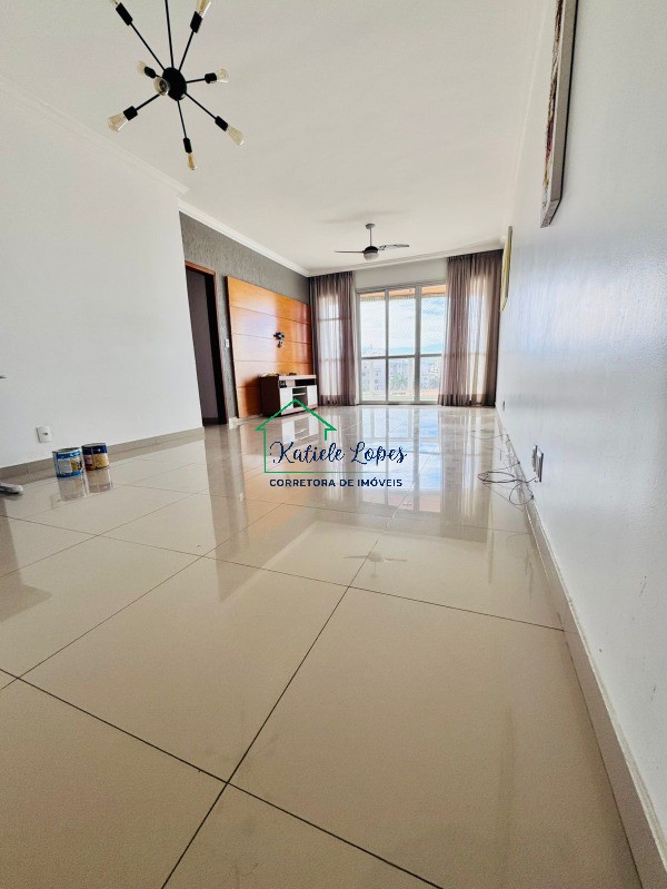 Apartamento para alugar com 3 quartos, 159m² - Foto 8
