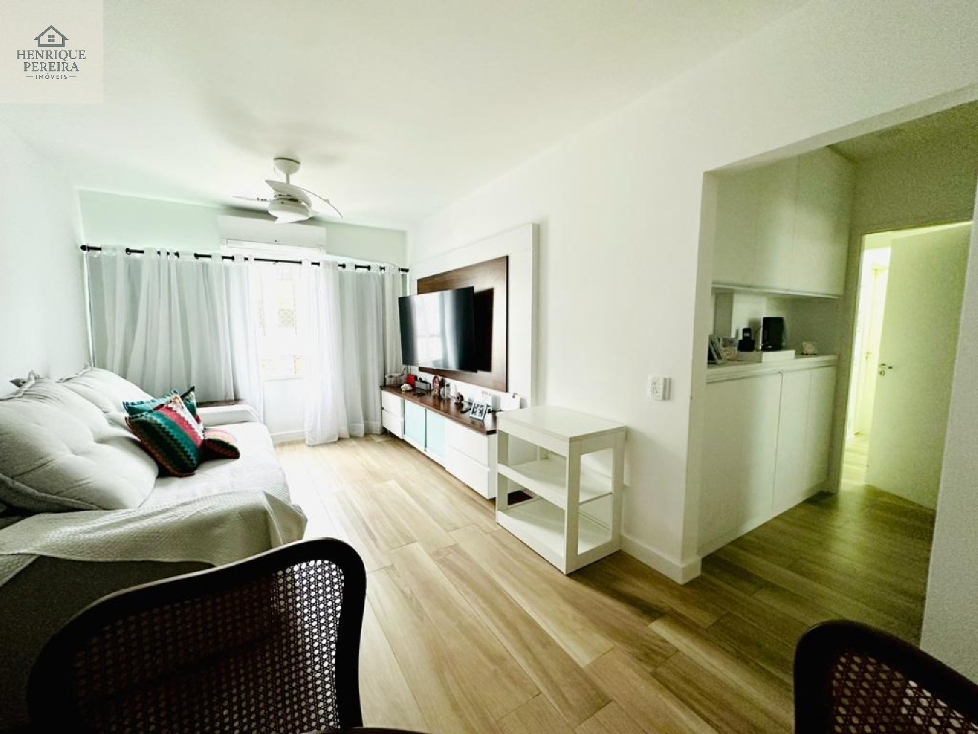 Apartamento à venda com 3 quartos, 115m² - Foto 3