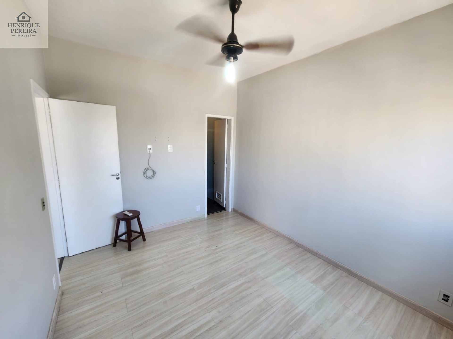 Apartamento à venda com 3 quartos, 93m² - Foto 9