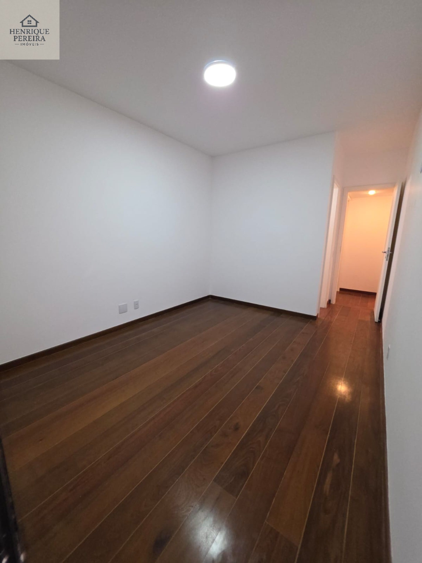 Apartamento na Barra da Tijuca: 3 quartos, 2 suítes, 97m² - Imperdível!