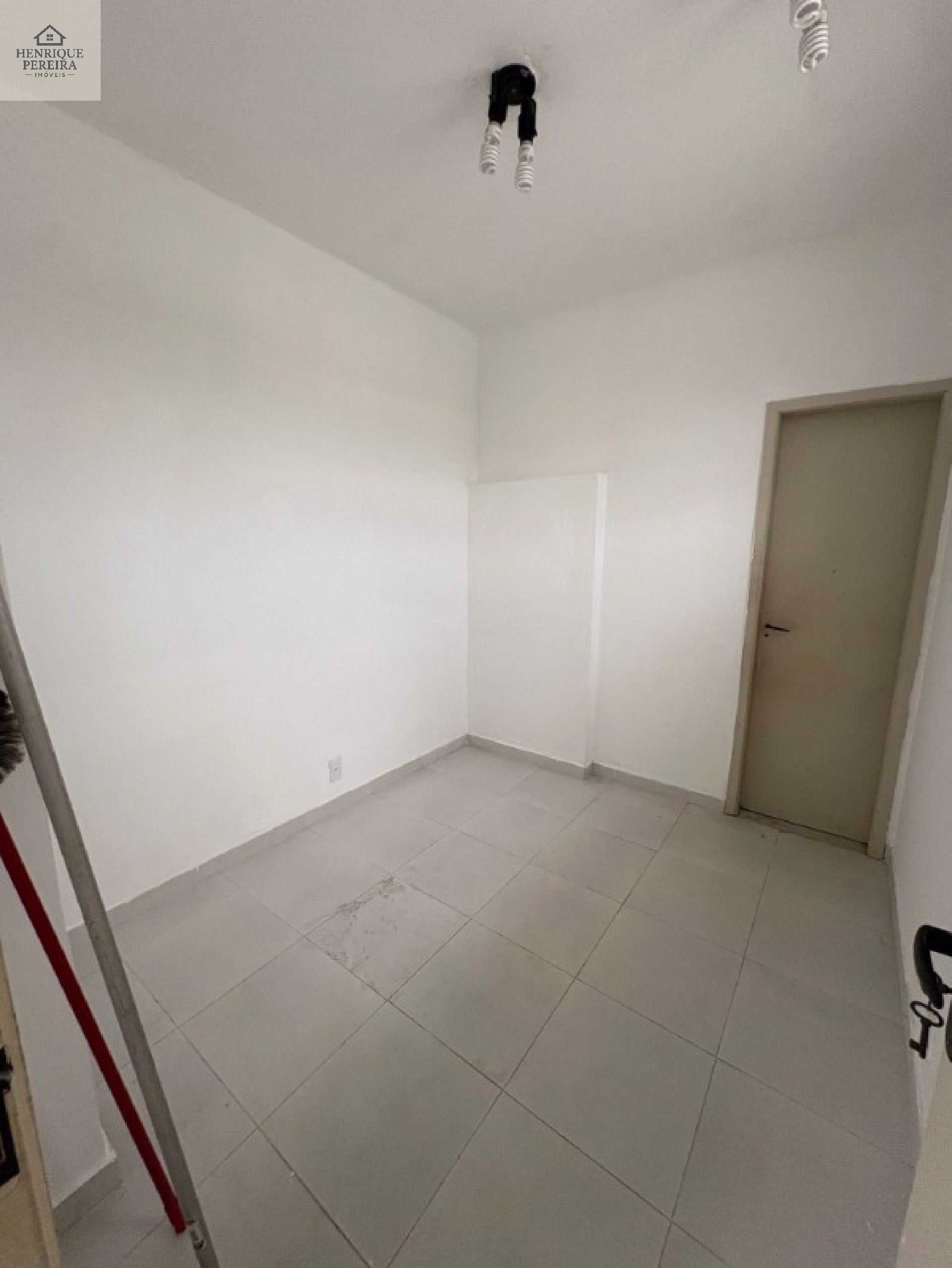 Cobertura de 547m2 e Linear no Recreio dos Bandeirantes: 5 quartos, 2 suítes, 2 salas, 4 banheiros, 3 vagas e 547m² de área.
