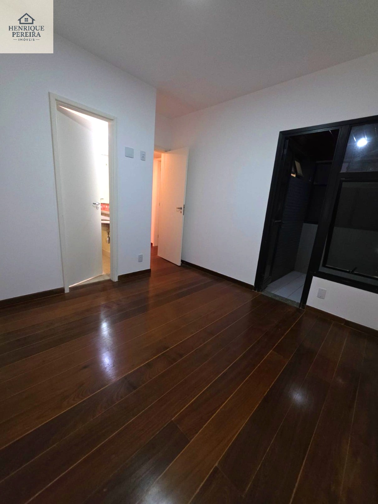 Apartamento na Barra da Tijuca: 3 quartos, 2 suítes, 97m² - Imperdível!