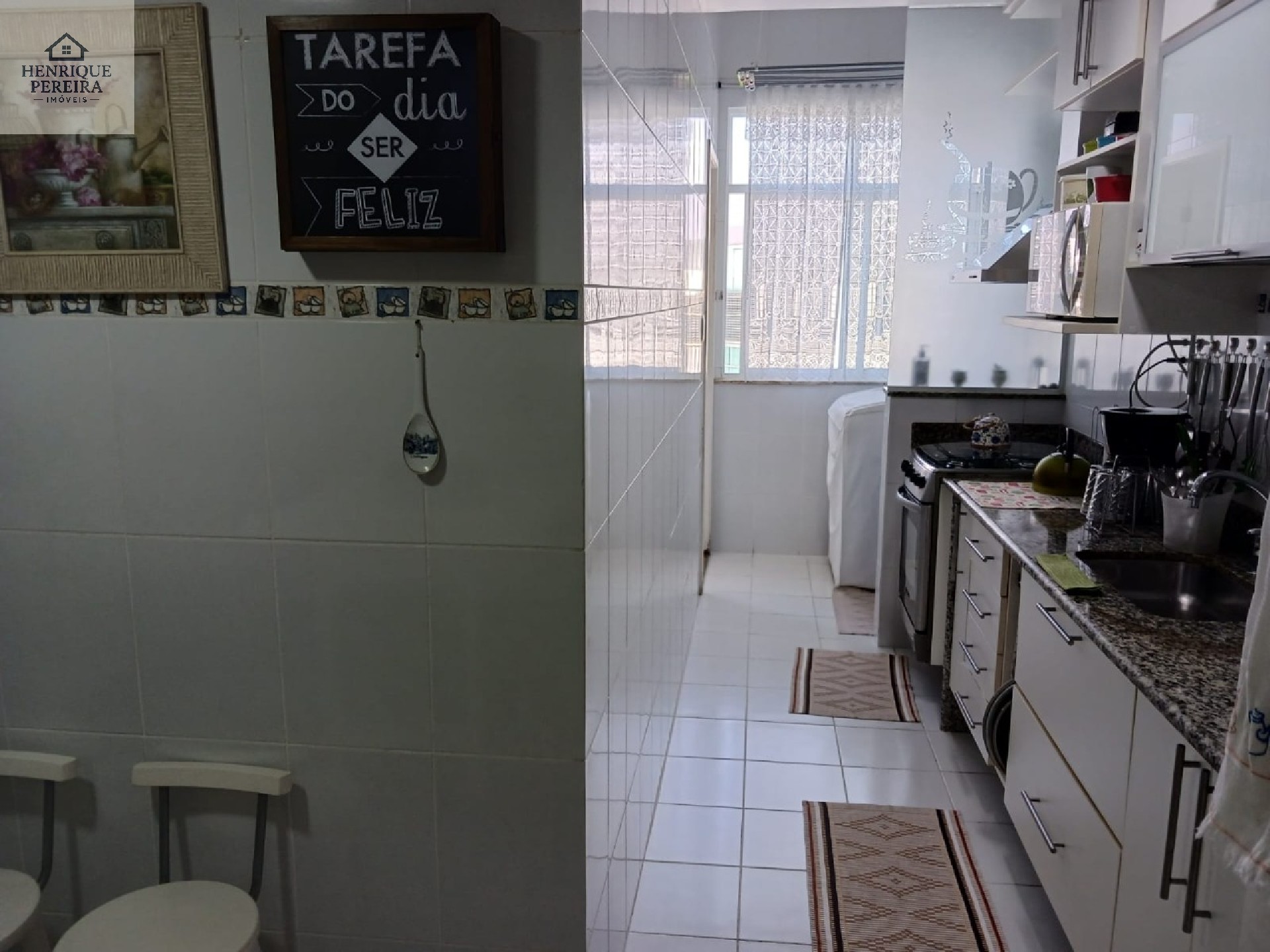 Imperdível apartamento à venda no bairro Jardim Guanabara, Rio de Janeiro-RJ: 3 quartos, 1 suíte, 1 sala, 3 banheiros, 3 vagas de garagem, 114m².