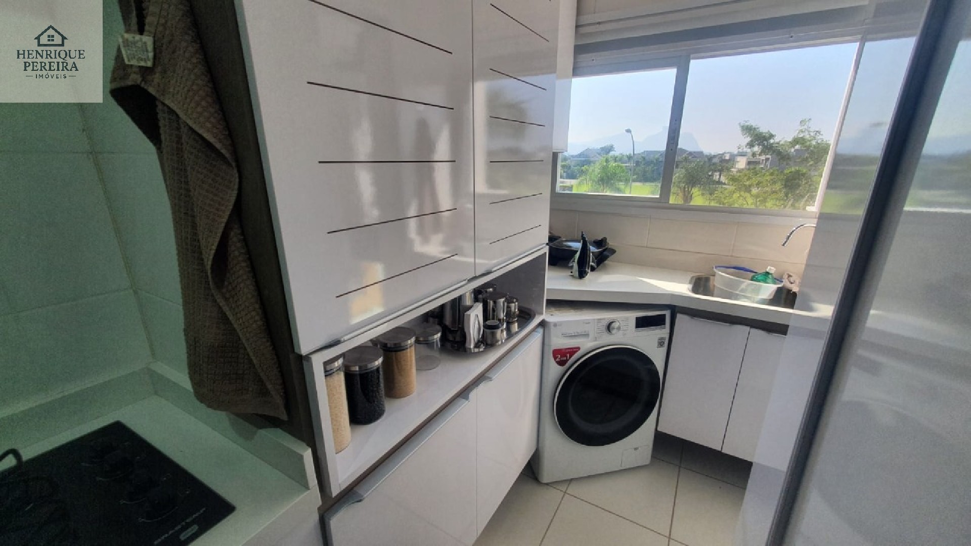 Apartamento de 2 quartos na Barra da Tijuca, RJ, Alphagreen Residence Club: 2 suítes, 1 sala, 3 banheiros, 86 m² e vaga de garagem!