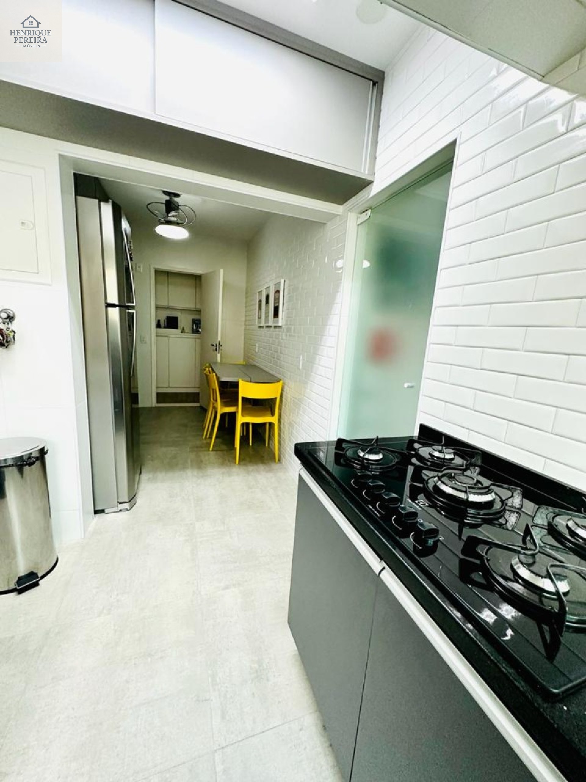 Apartamento à venda com 3 quartos, 115m² - Foto 4