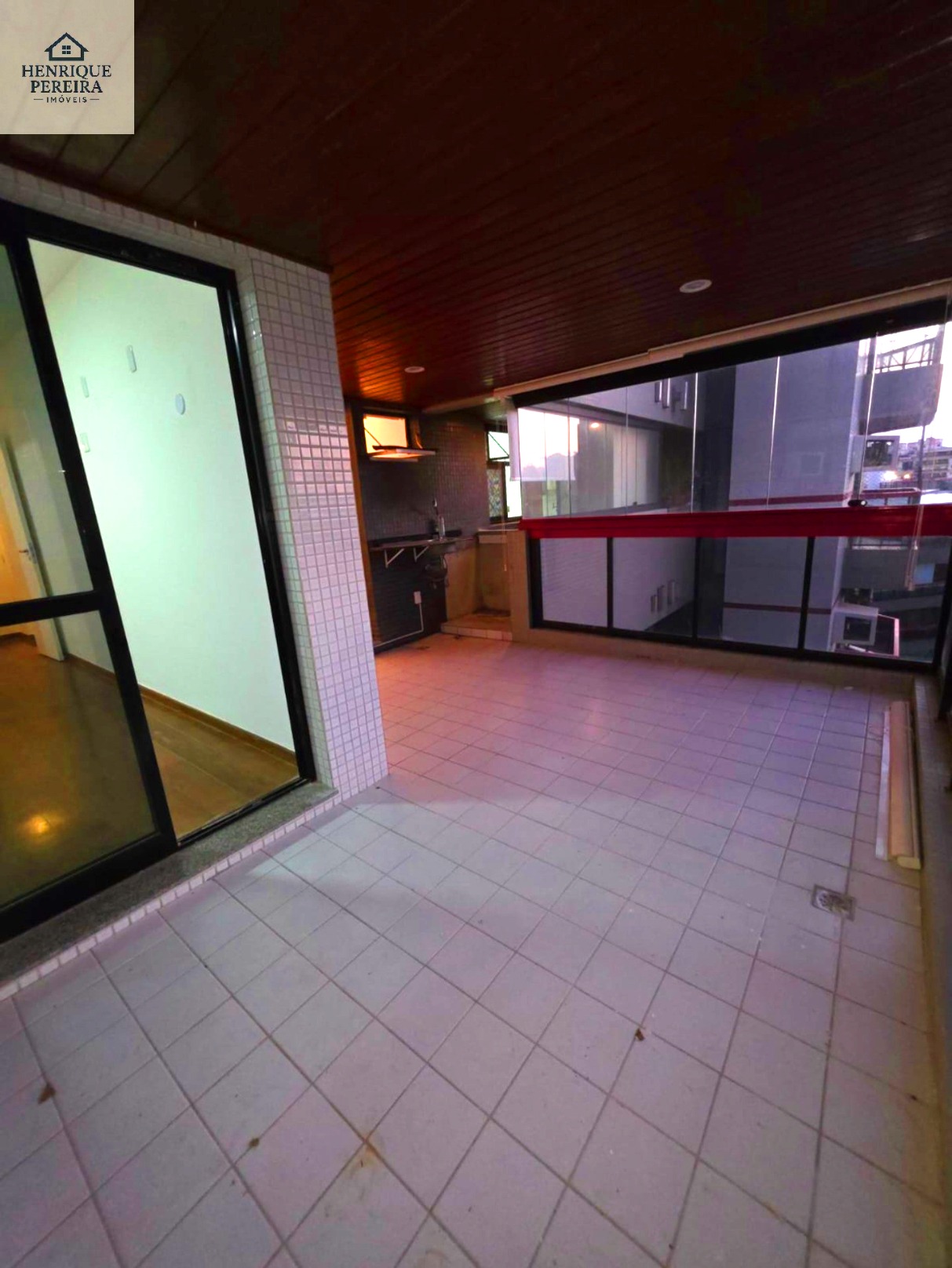 Apartamento na Barra da Tijuca: 3 quartos, 2 suítes, 97m² - Imperdível!