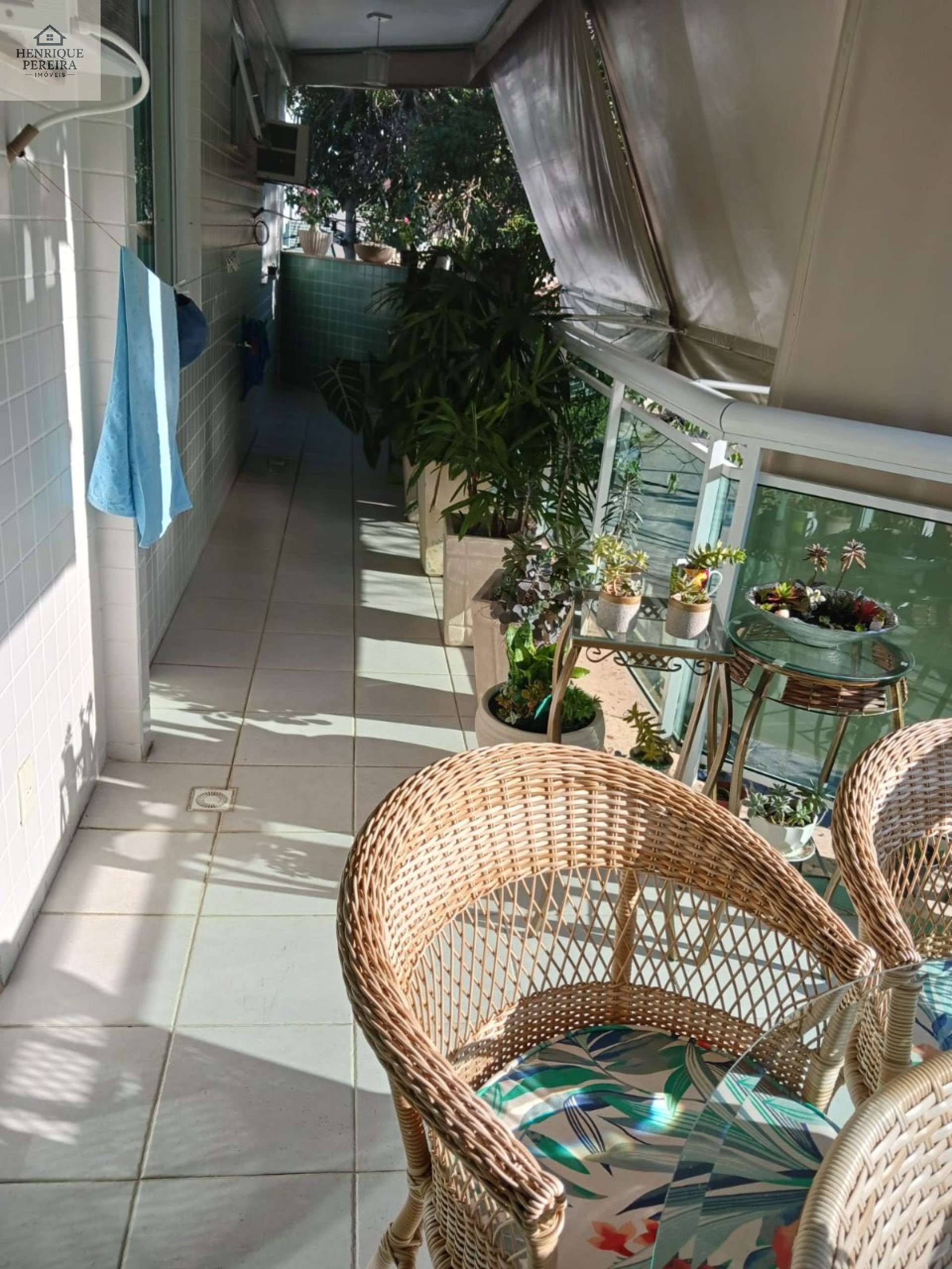 Imperdível apartamento à venda no bairro Jardim Guanabara, Rio de Janeiro-RJ: 3 quartos, 1 suíte, 1 sala, 3 banheiros, 3 vagas de garagem, 114m².