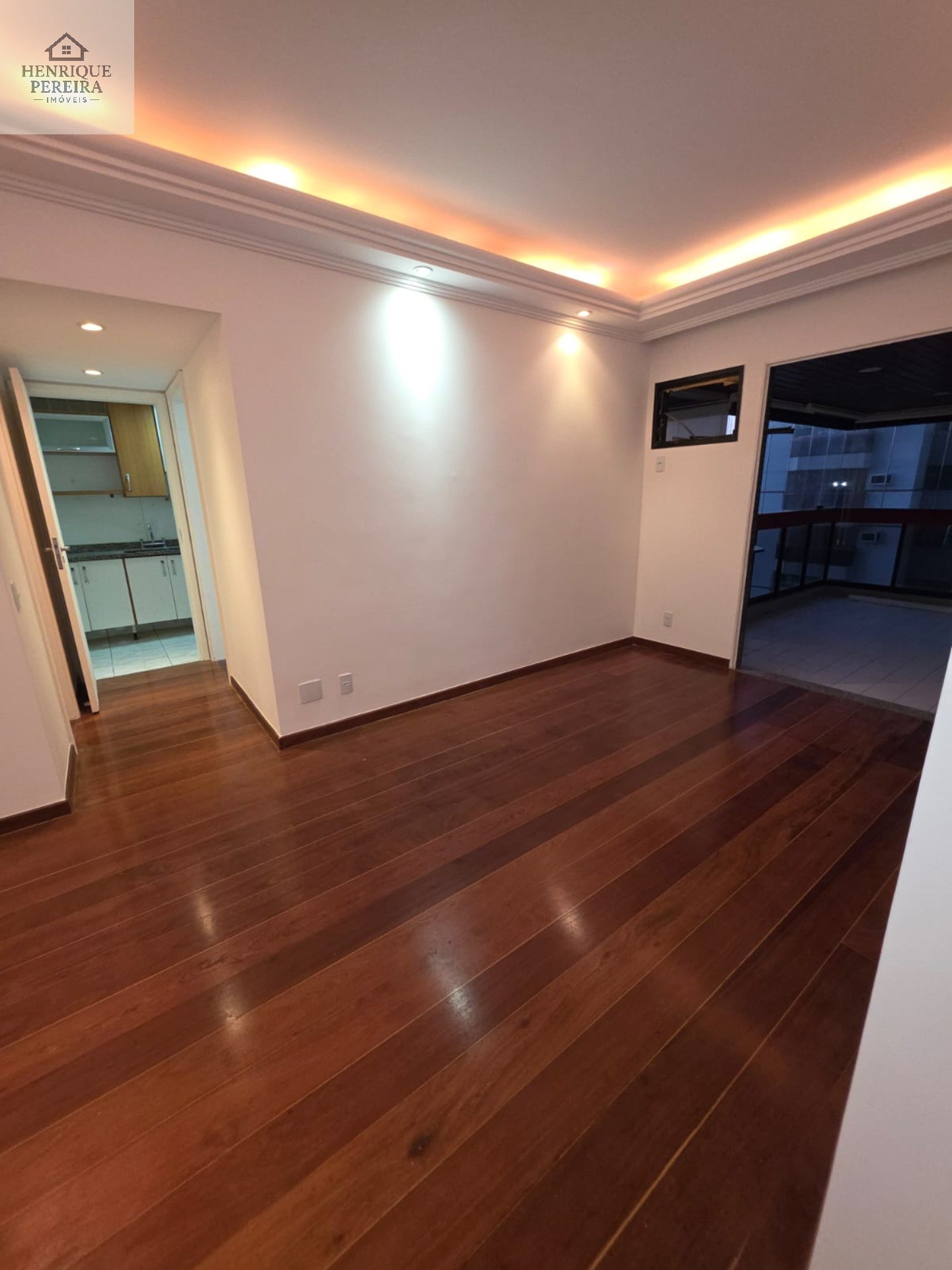 Apartamento na Barra da Tijuca: 3 quartos, 2 suítes, 97m² - Imperdível!