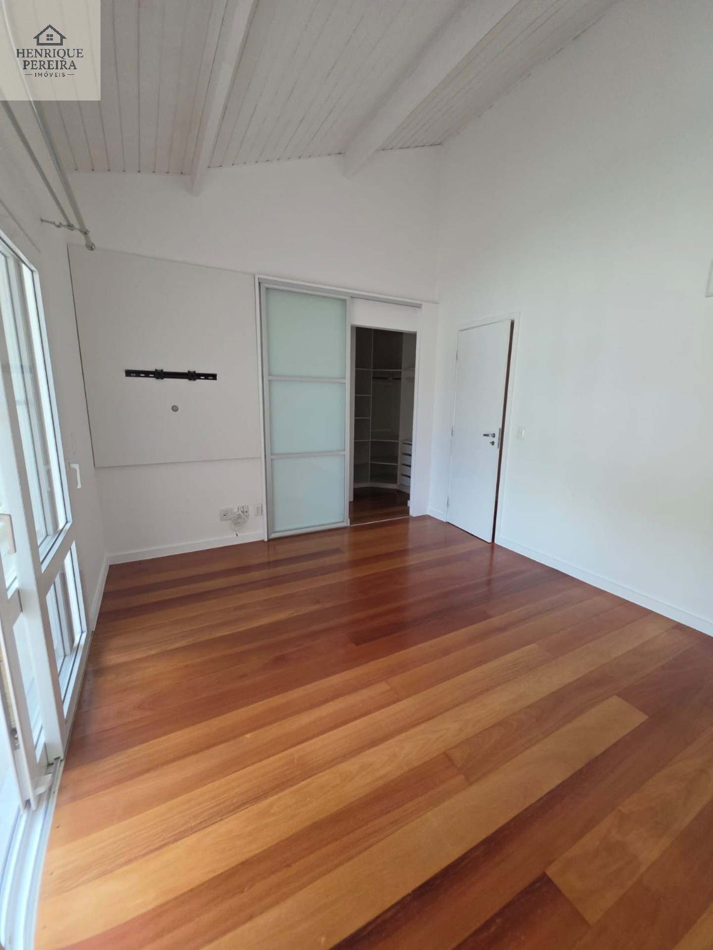 Casa, 4 quartos, 240 m² - Foto 55