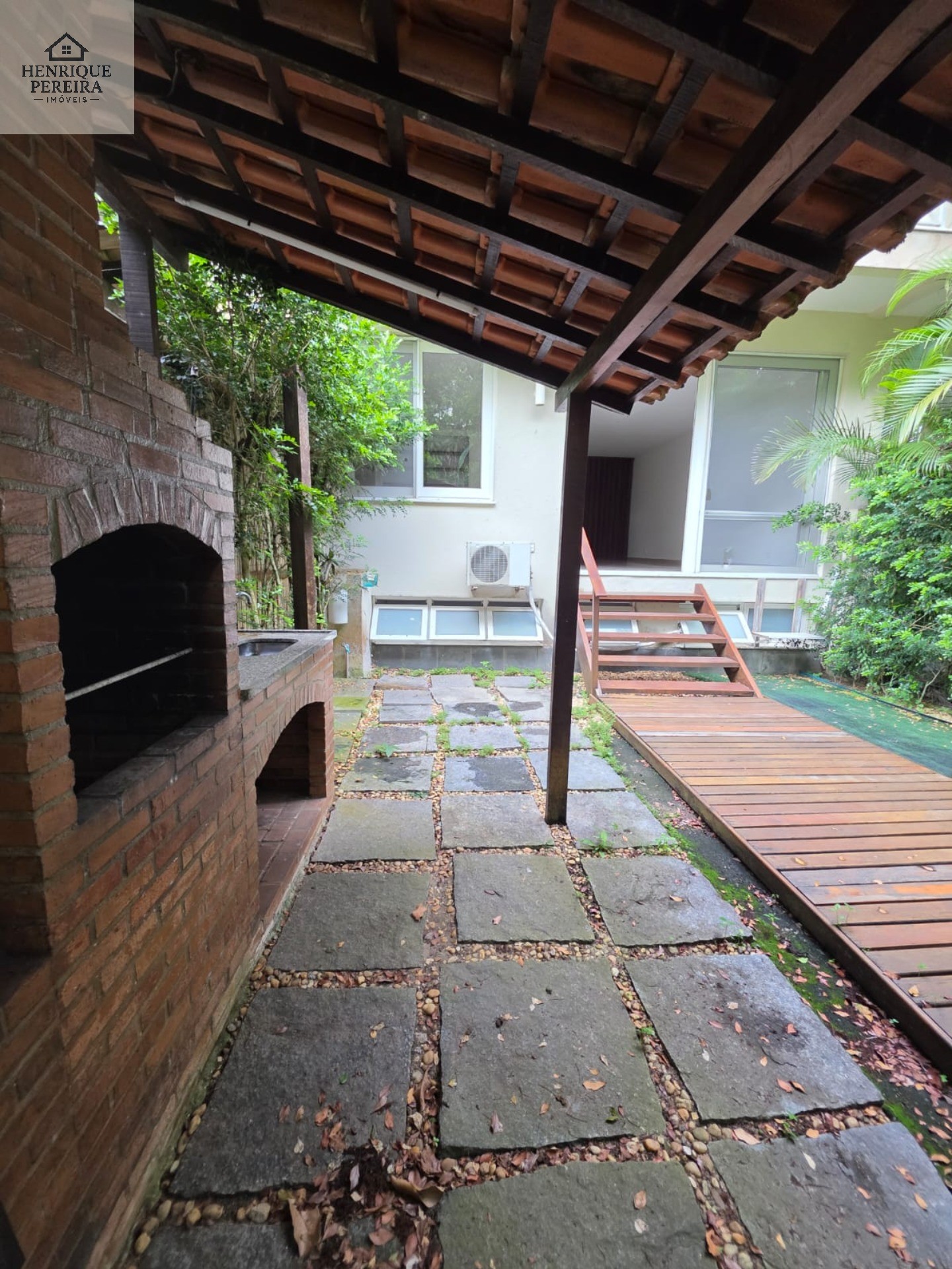Casa, 4 quartos, 240 m² - Foto 10