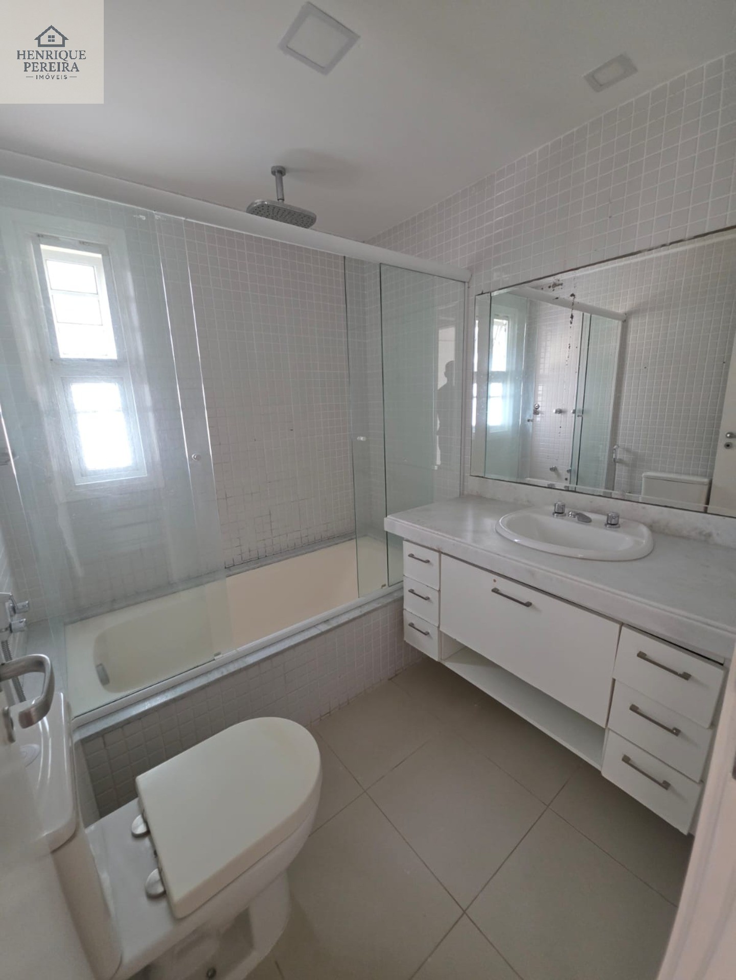 Casa, 4 quartos, 240 m² - Foto 49