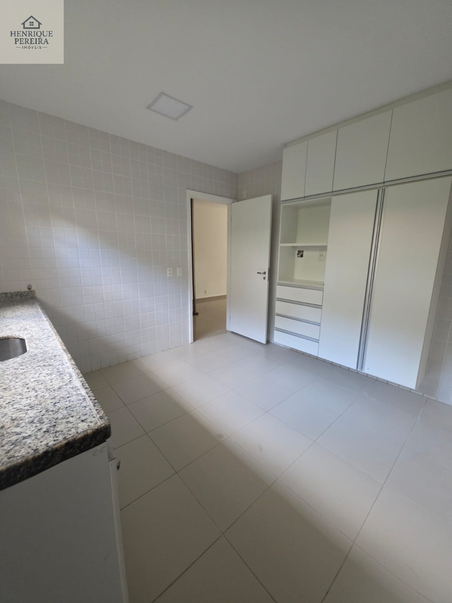 Casa, 4 quartos, 240 m² - Foto 40