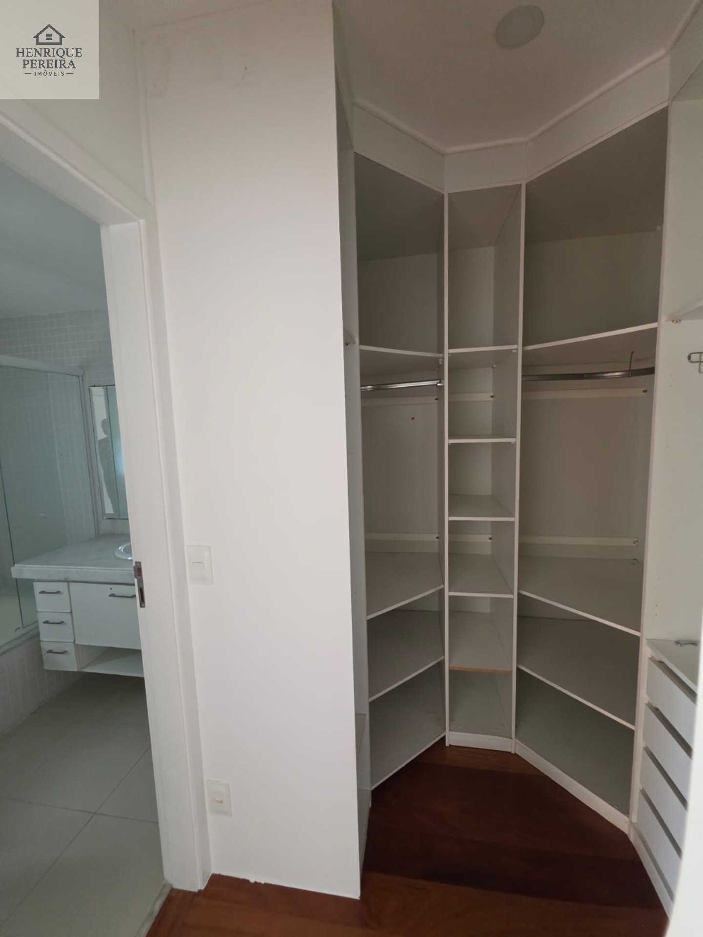 Casa, 4 quartos, 240 m² - Foto 53