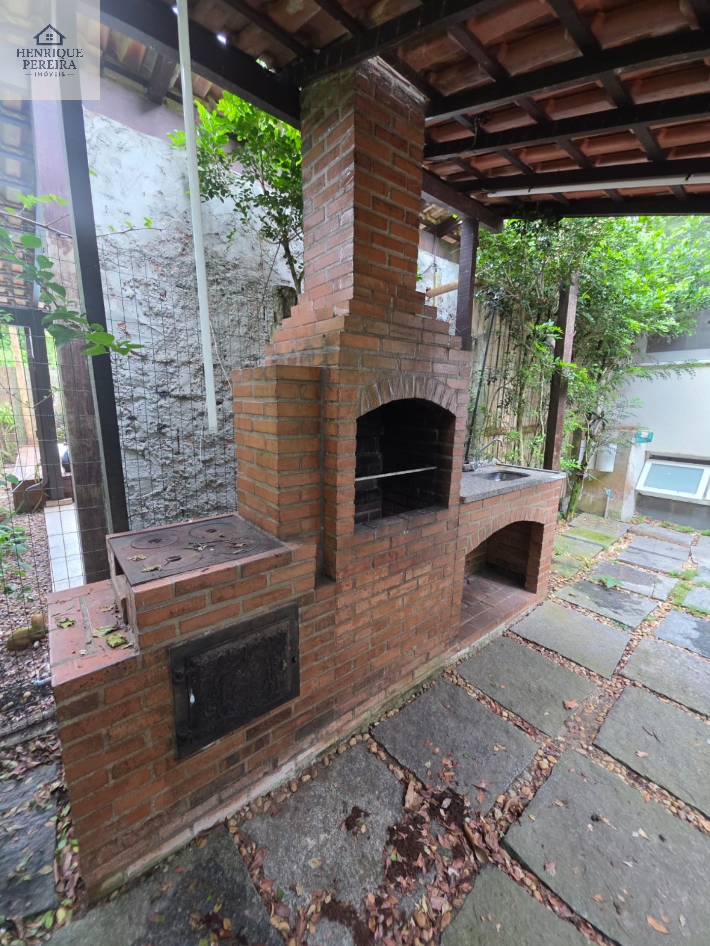 Casa, 4 quartos, 240 m² - Foto 3
