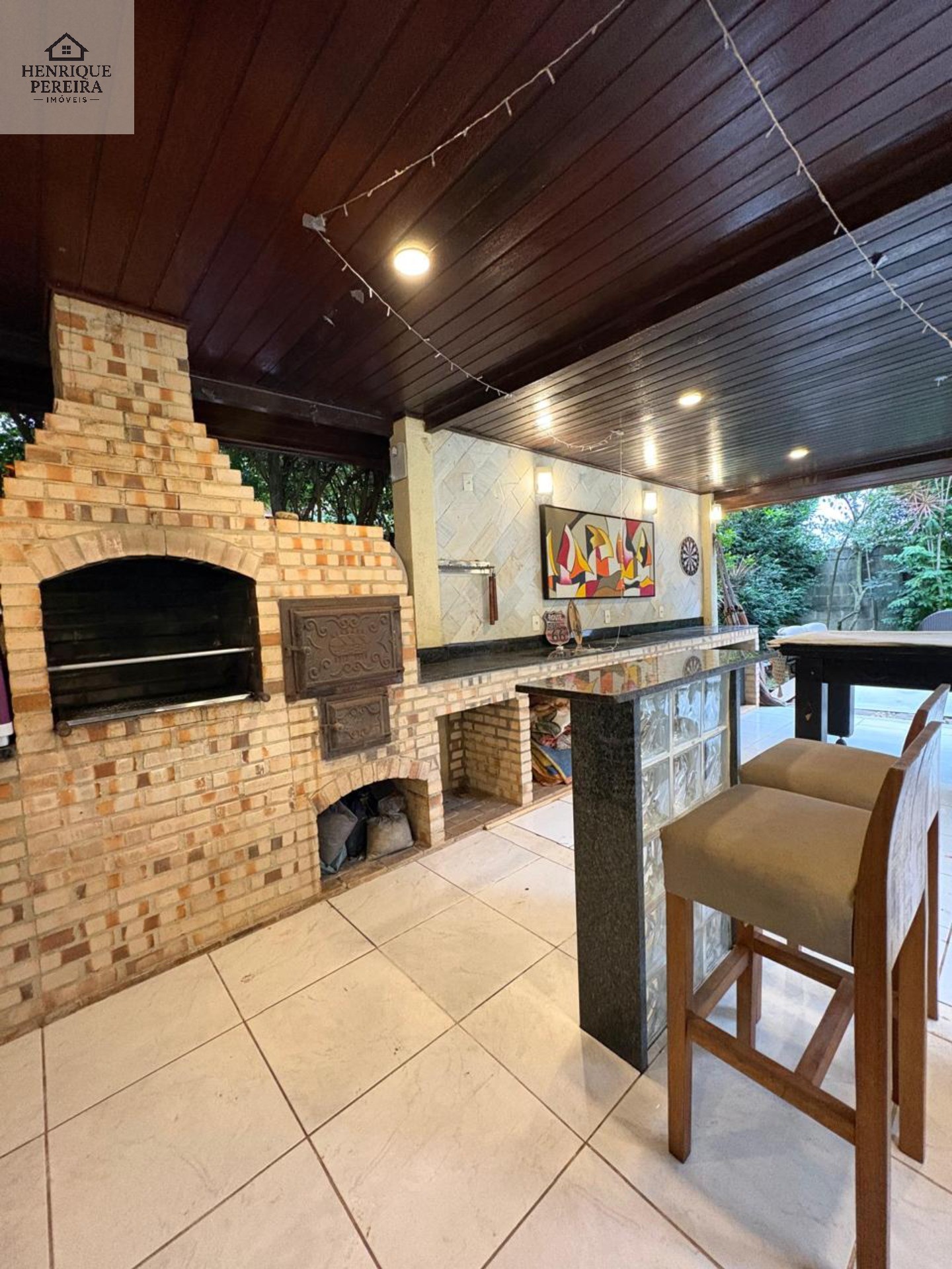 Casa de Vila no Recreio: 3 Suítes, Quintal e Perto da Praia
