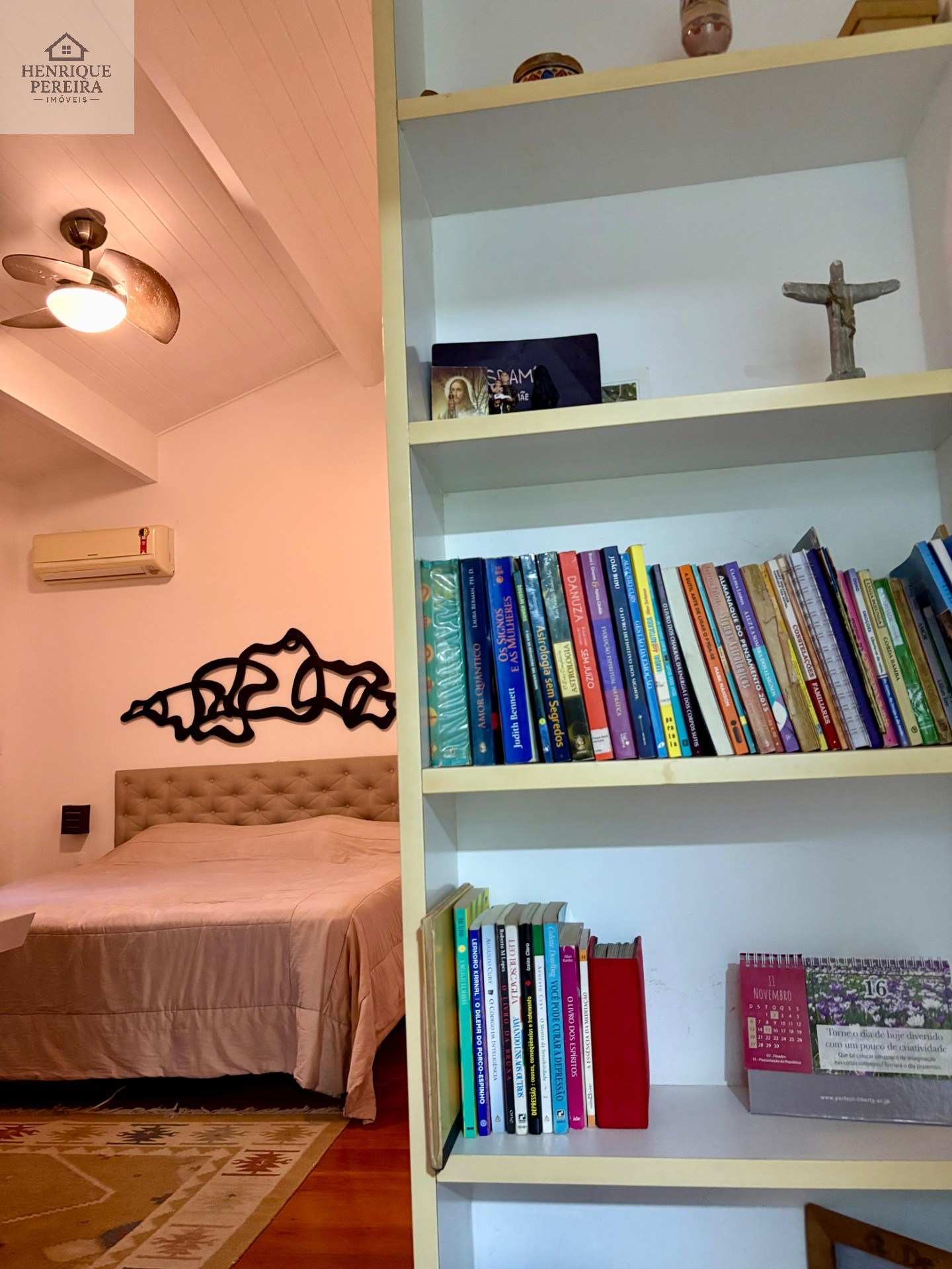 Casa de Vila no Recreio: 3 Suítes, Quintal e Perto da Praia
