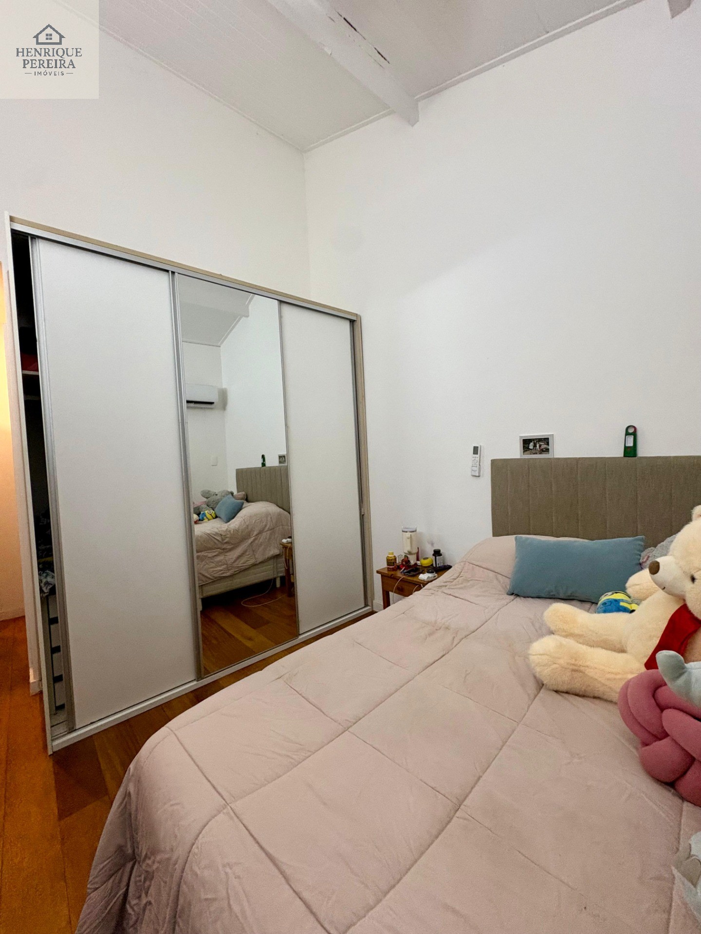 Casa de Vila no Recreio: 3 Suítes, Quintal e Perto da Praia