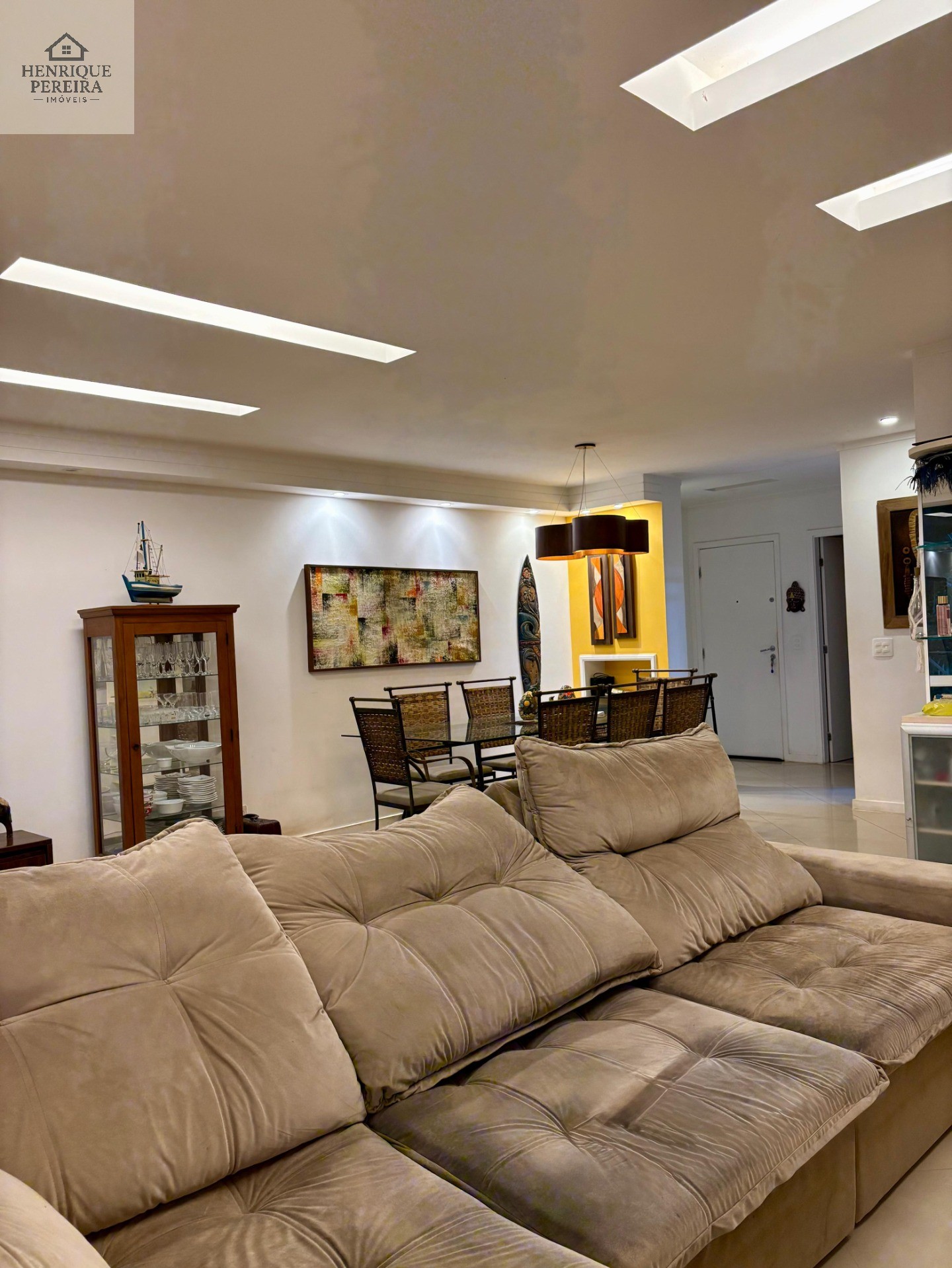 Casa de Vila no Recreio: 3 Suítes, Quintal e Perto da Praia