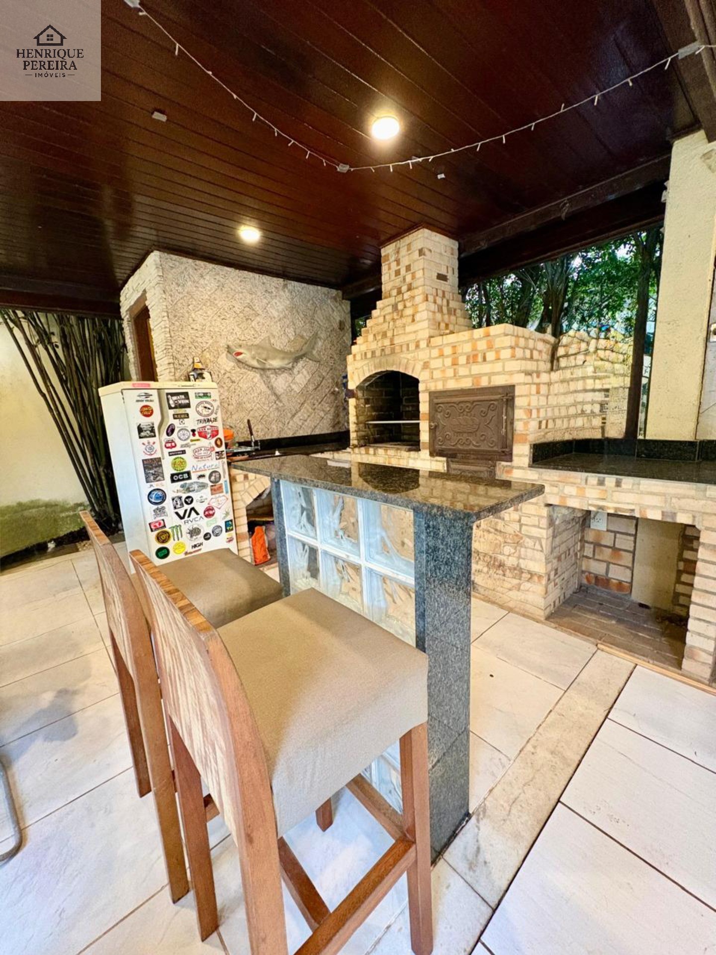 Casa de Vila no Recreio: 3 Suítes, Quintal e Perto da Praia