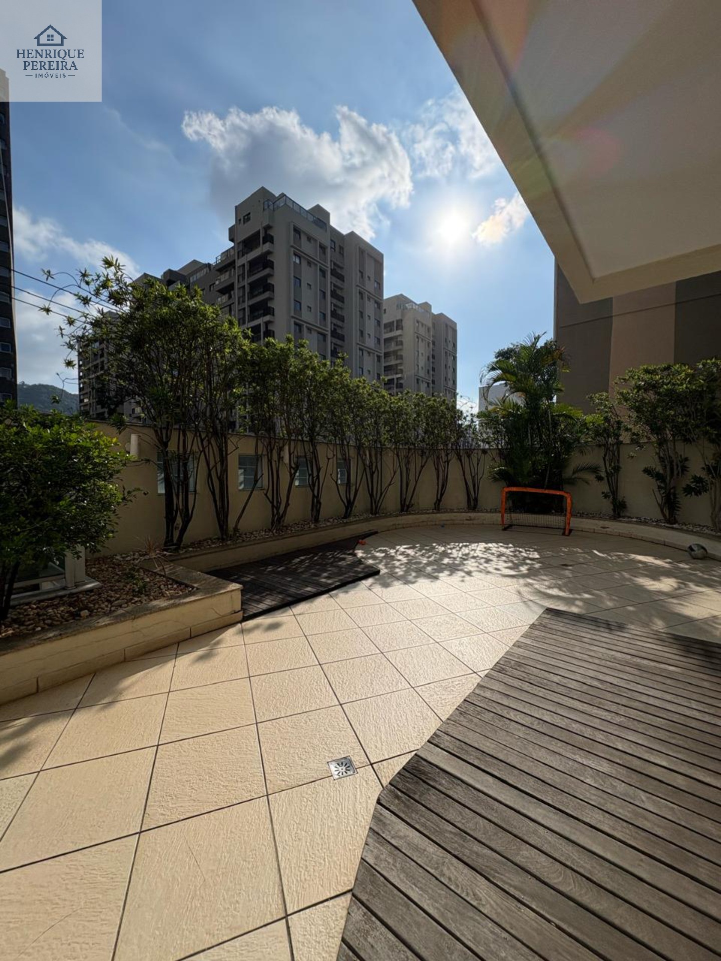 Apartamento 2 Quartos (1 Suíte) à Venda na Mena Barreto, Botafogo 1 Vaga