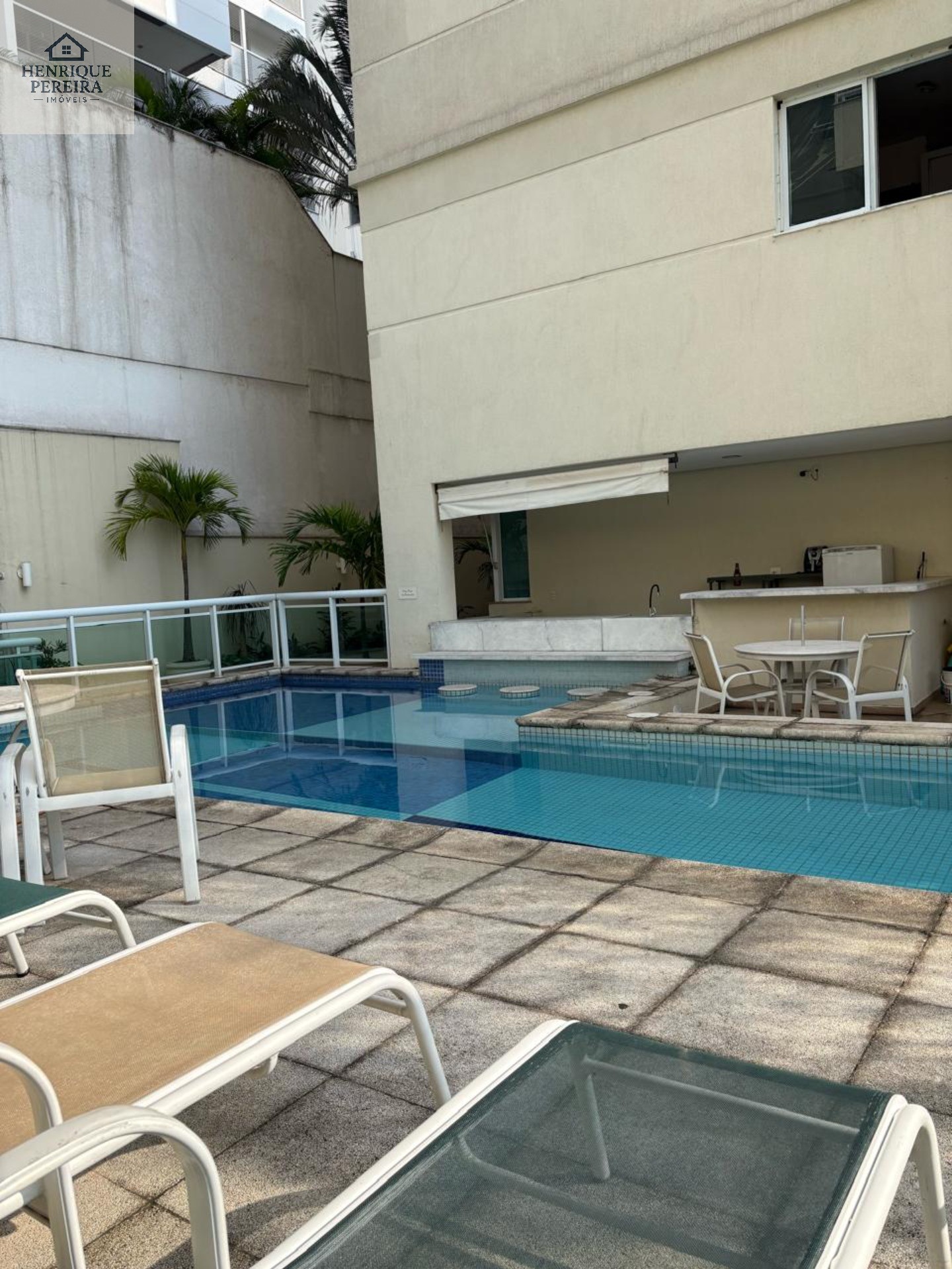 Apartamento 2 Quartos (1 Suíte) à Venda na Mena Barreto, Botafogo 1 Vaga
