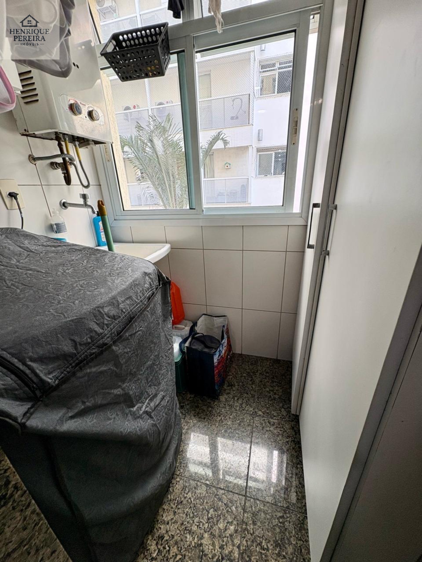 Apartamento 2 Quartos (1 Suíte) à Venda na Mena Barreto, Botafogo 1 Vaga