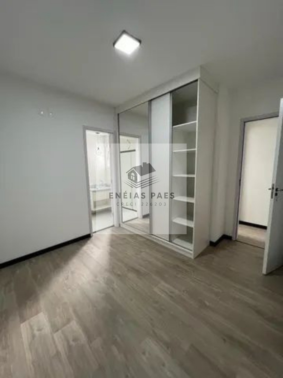 Apartamento à venda com 2 quartos, 62m² - Foto 13