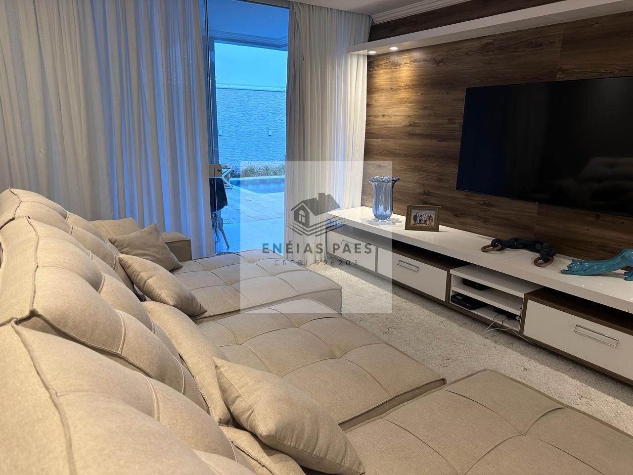 Casa à venda com 3 quartos, 312m² - Foto 3