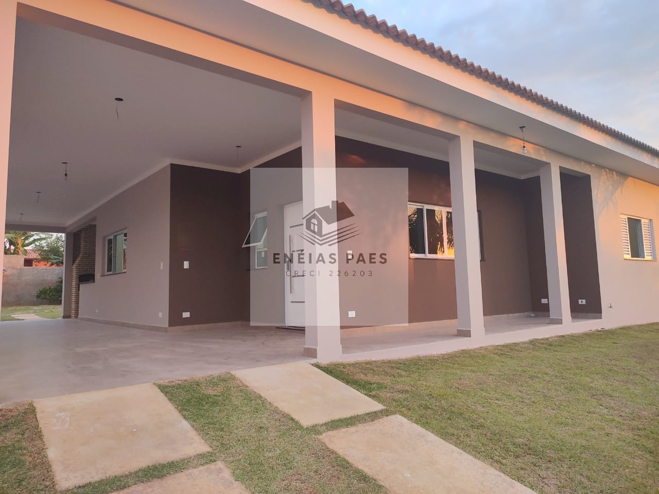 Casa à venda com 3 quartos - Foto 2