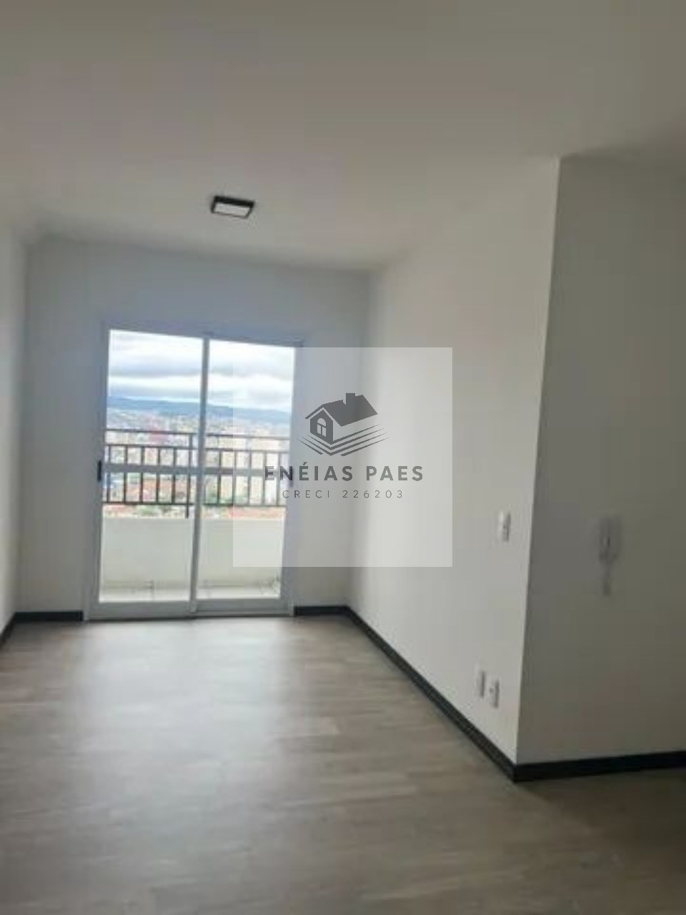 Apartamento à venda com 2 quartos, 62m² - Foto 3