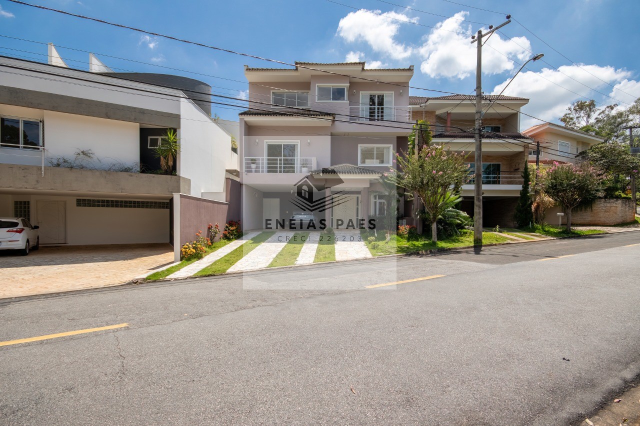 Casa, 4 quartos, 329 m² - Foto 1