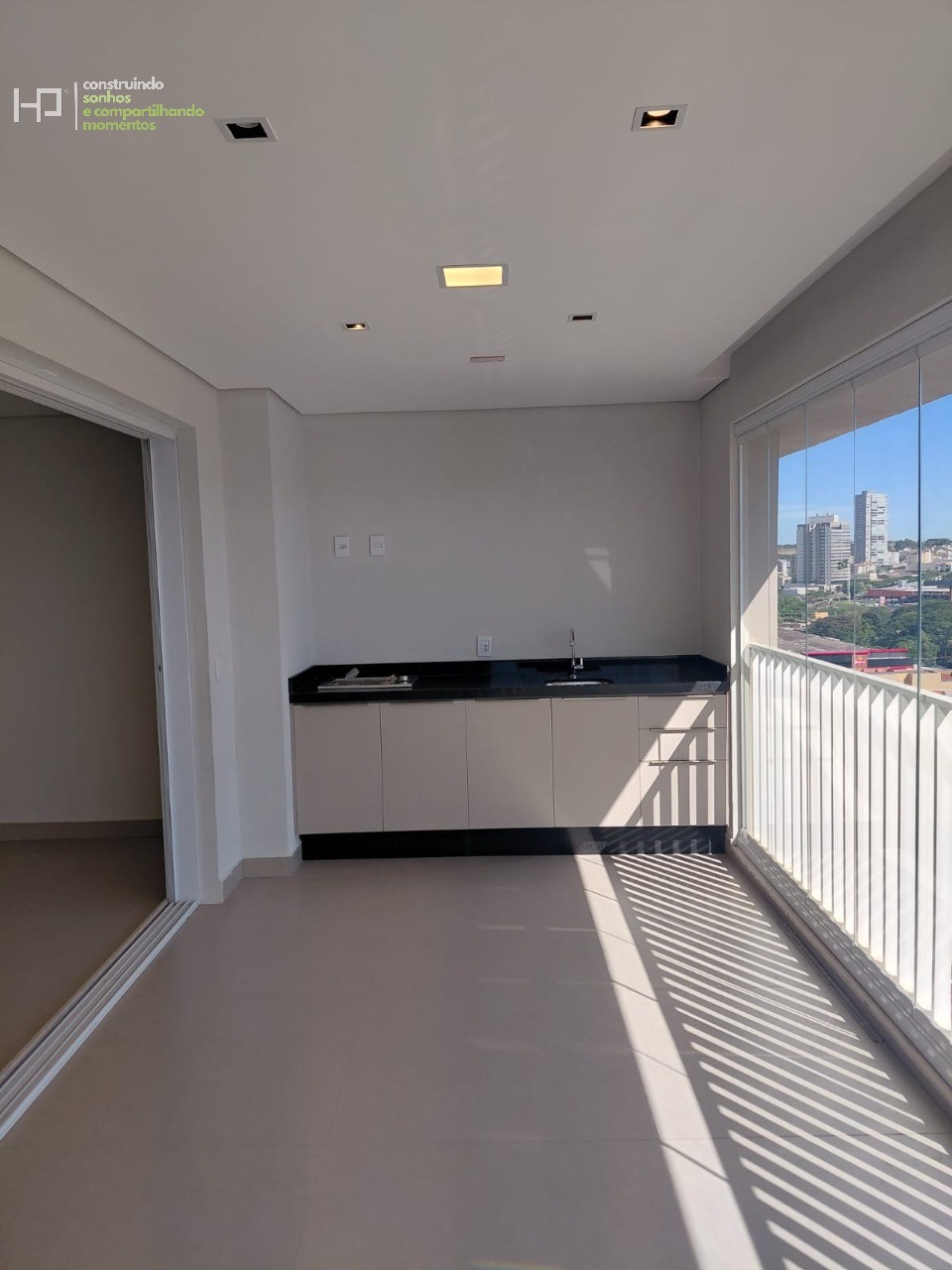 Apartamento, 3 quartos, 145 m² - Foto 2