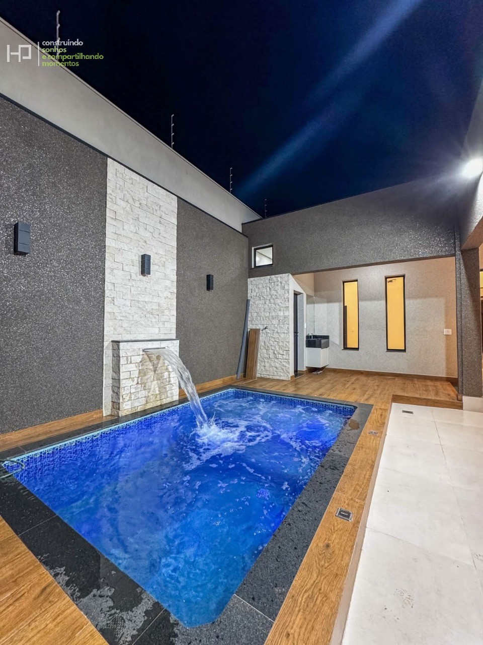 Casa, 3 quartos, 152 m² - Foto 1