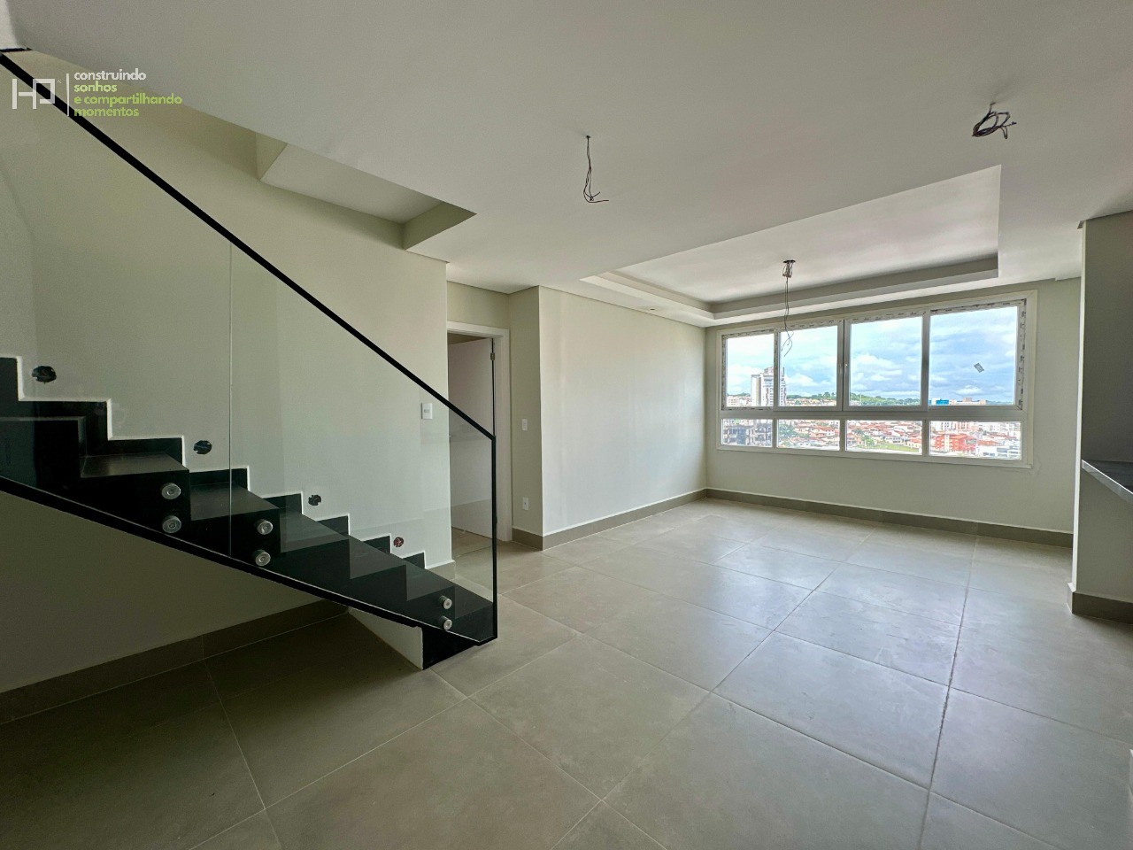 Cobertura, 3 quartos, 220 m² - Foto 1