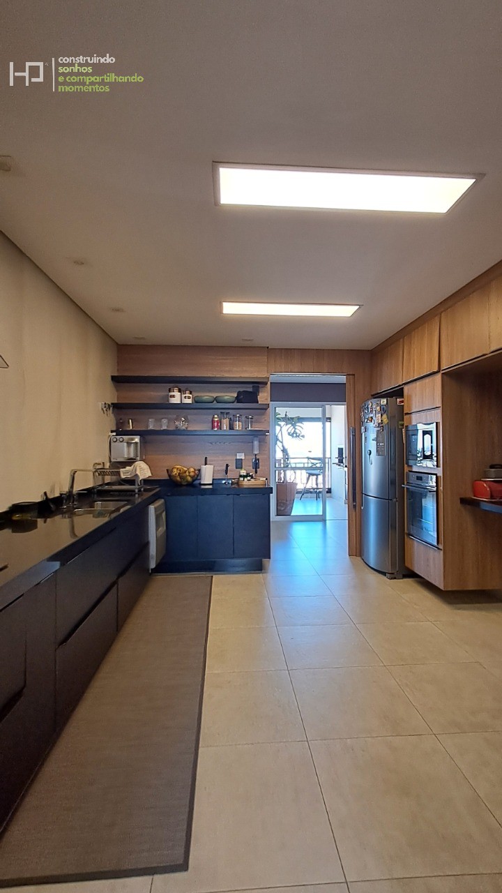 Apartamento, 4 quartos, 217 m² - Foto 4